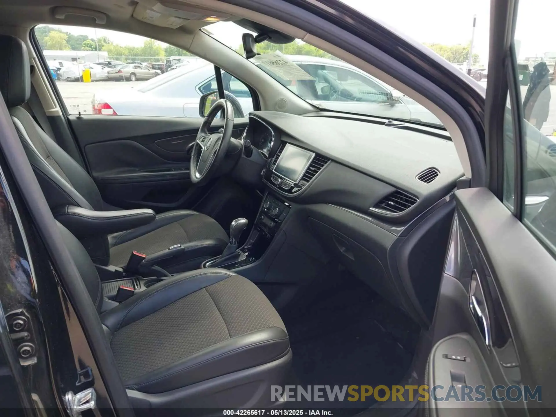 5 fotografías del automóvil dañado KL4CJASB5KB842347 BUICK ENCORE 2019