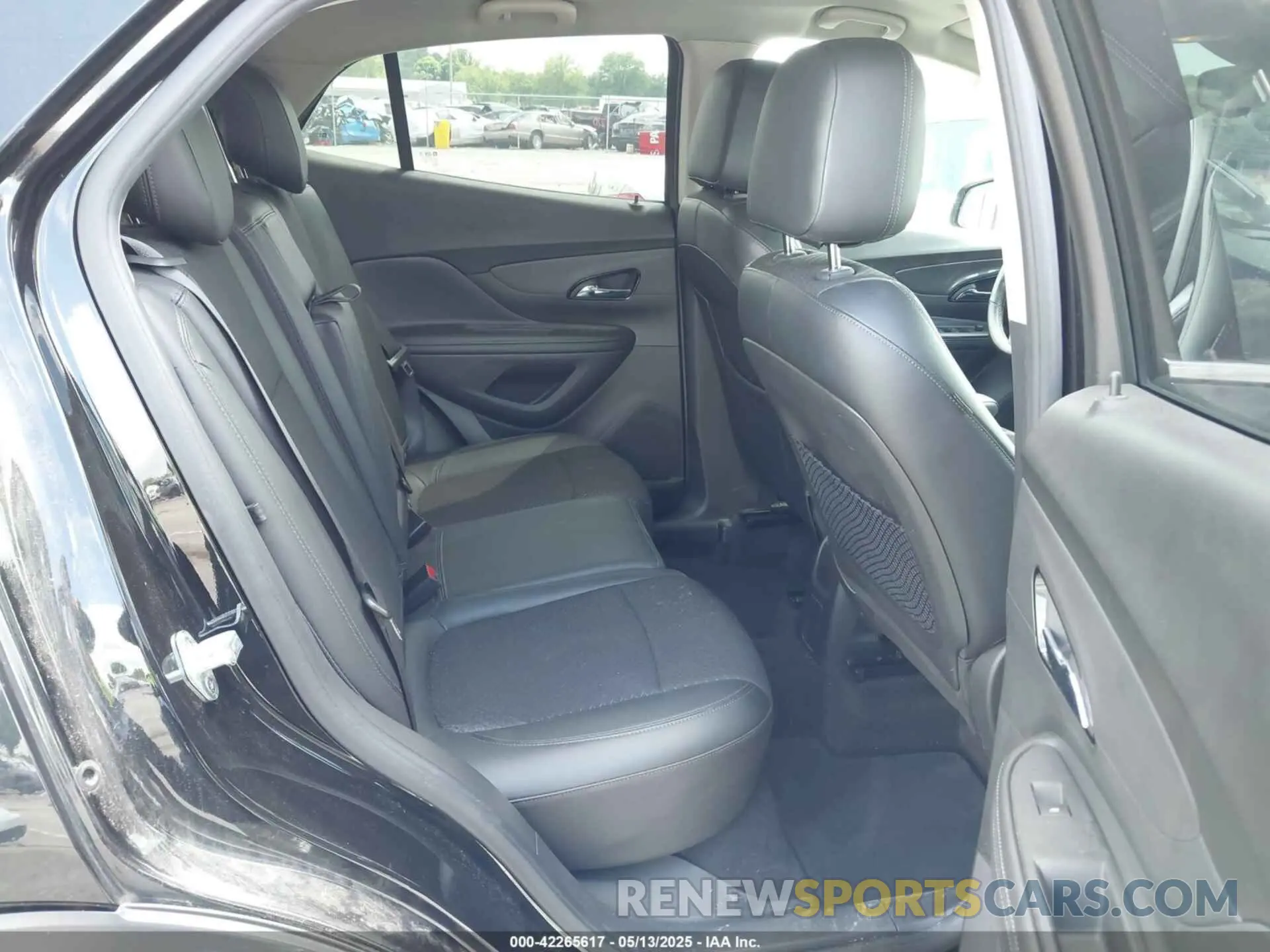 8 fotografías del automóvil dañado KL4CJASB5KB842347 BUICK ENCORE 2019