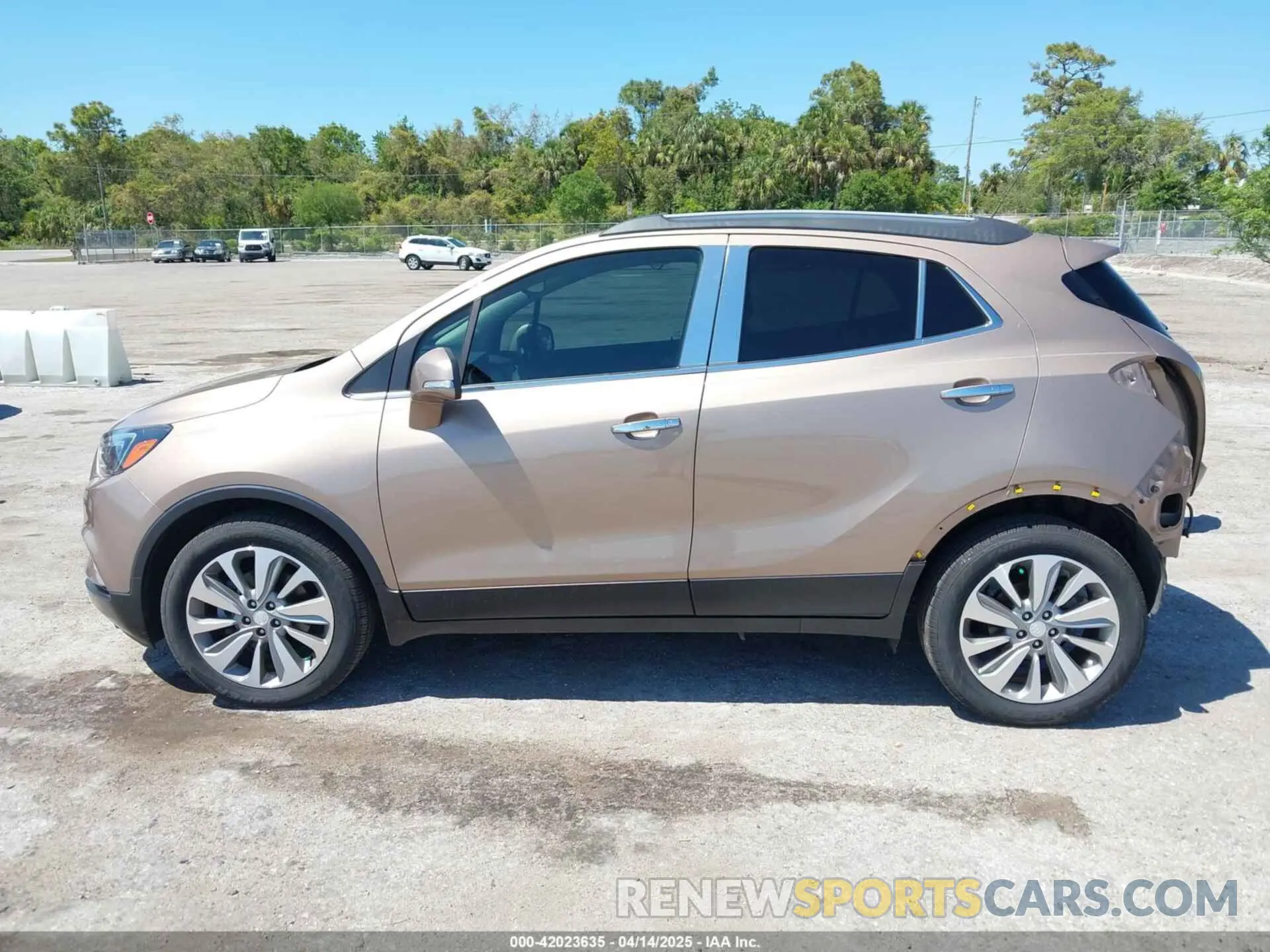 15 fotografías del automóvil dañado KL4CJASB6KB718569 BUICK ENCORE 2019