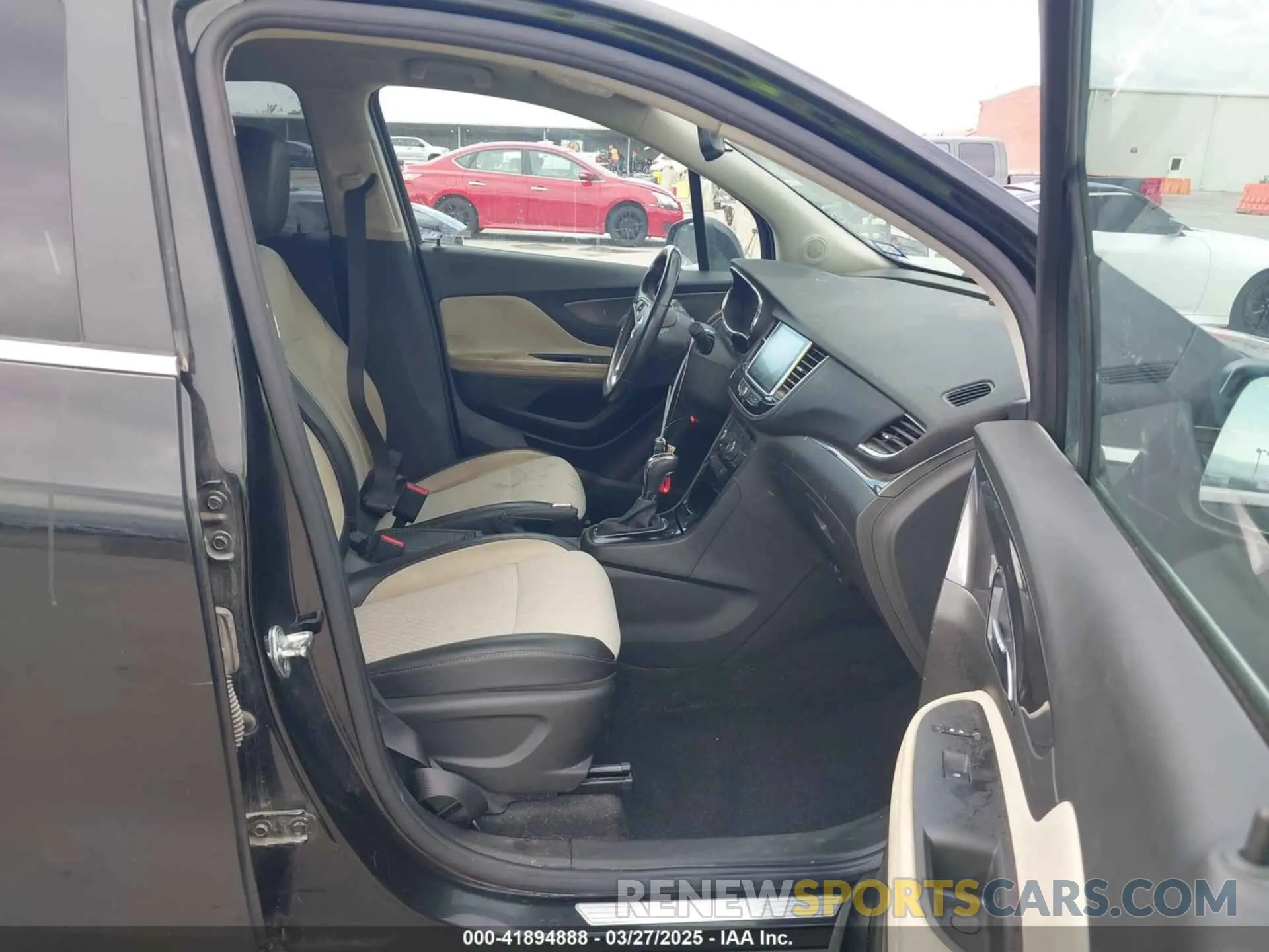 5 fotografías del automóvil dañado KL4CJASB6KB730205 BUICK ENCORE 2019