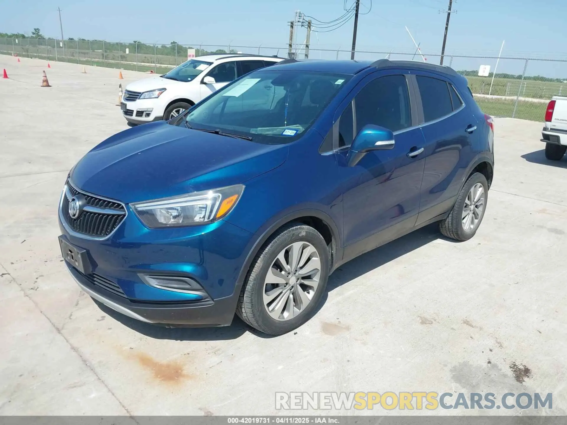 2 fotografías del automóvil dañado KL4CJASB6KB760322 BUICK ENCORE 2019