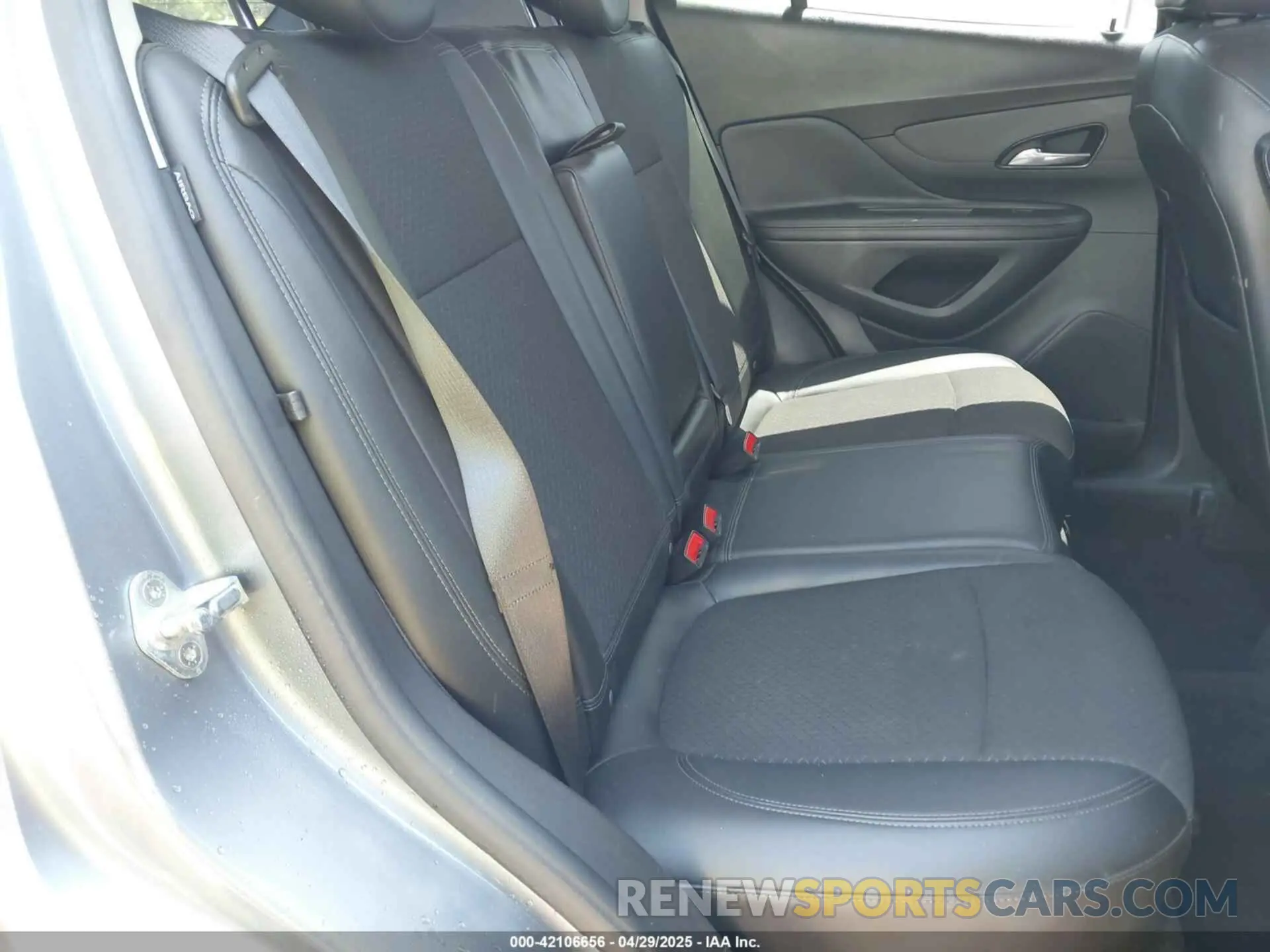 8 fotografías del automóvil dañado KL4CJASB6KB813018 BUICK ENCORE 2019