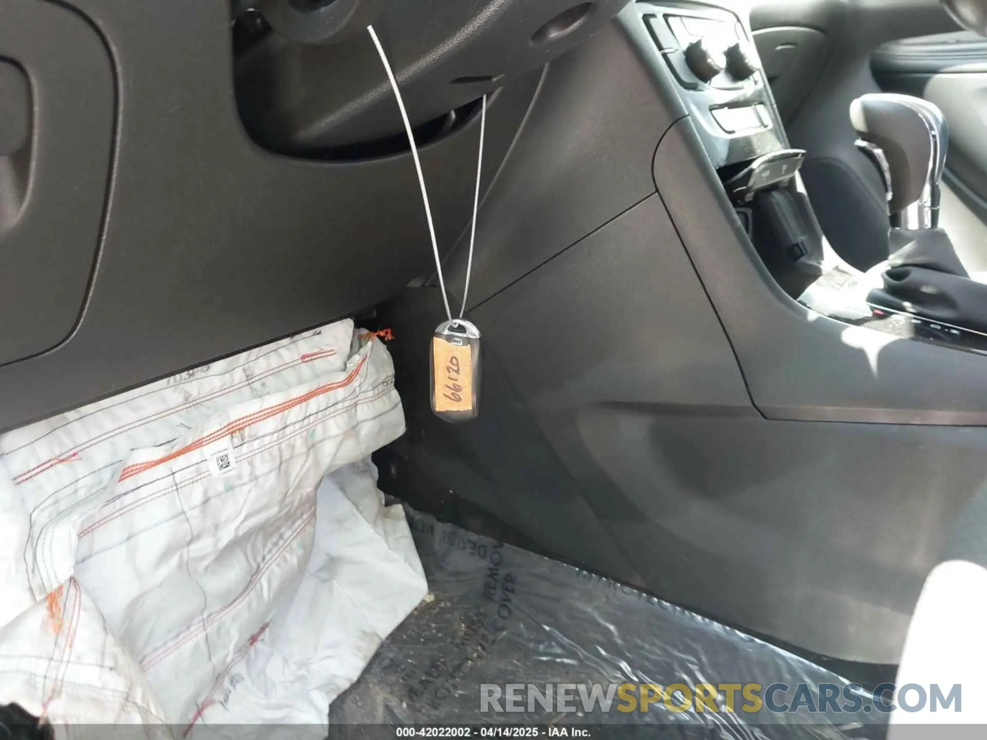 11 fotografías del automóvil dañado KL4CJASB6KB828473 BUICK ENCORE 2019