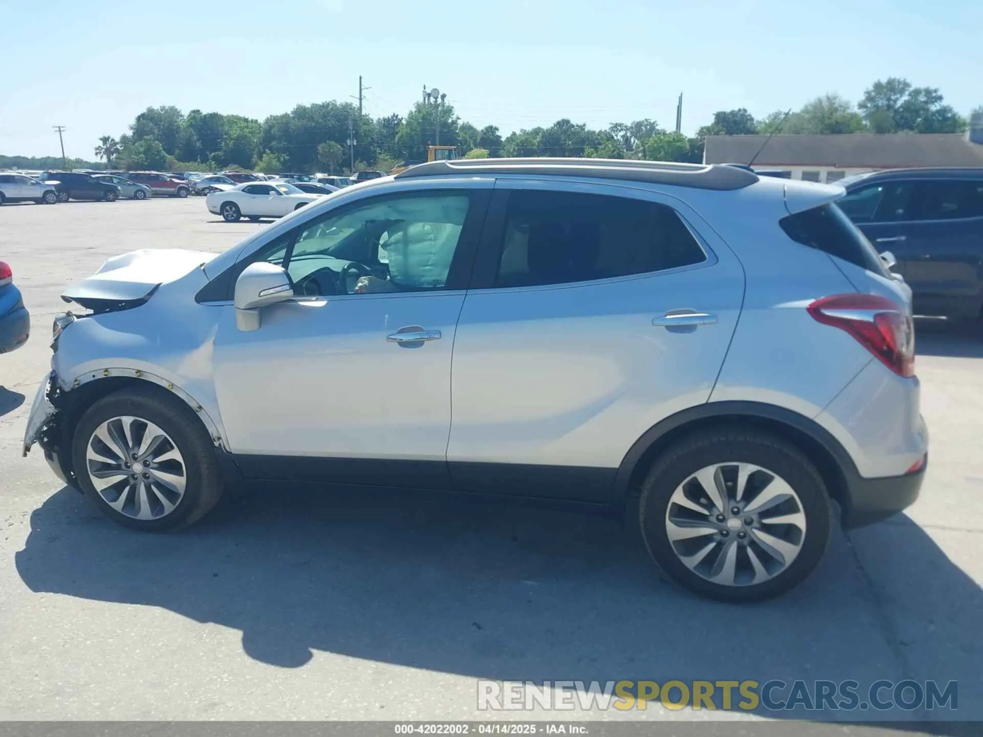 14 fotografías del automóvil dañado KL4CJASB6KB828473 BUICK ENCORE 2019
