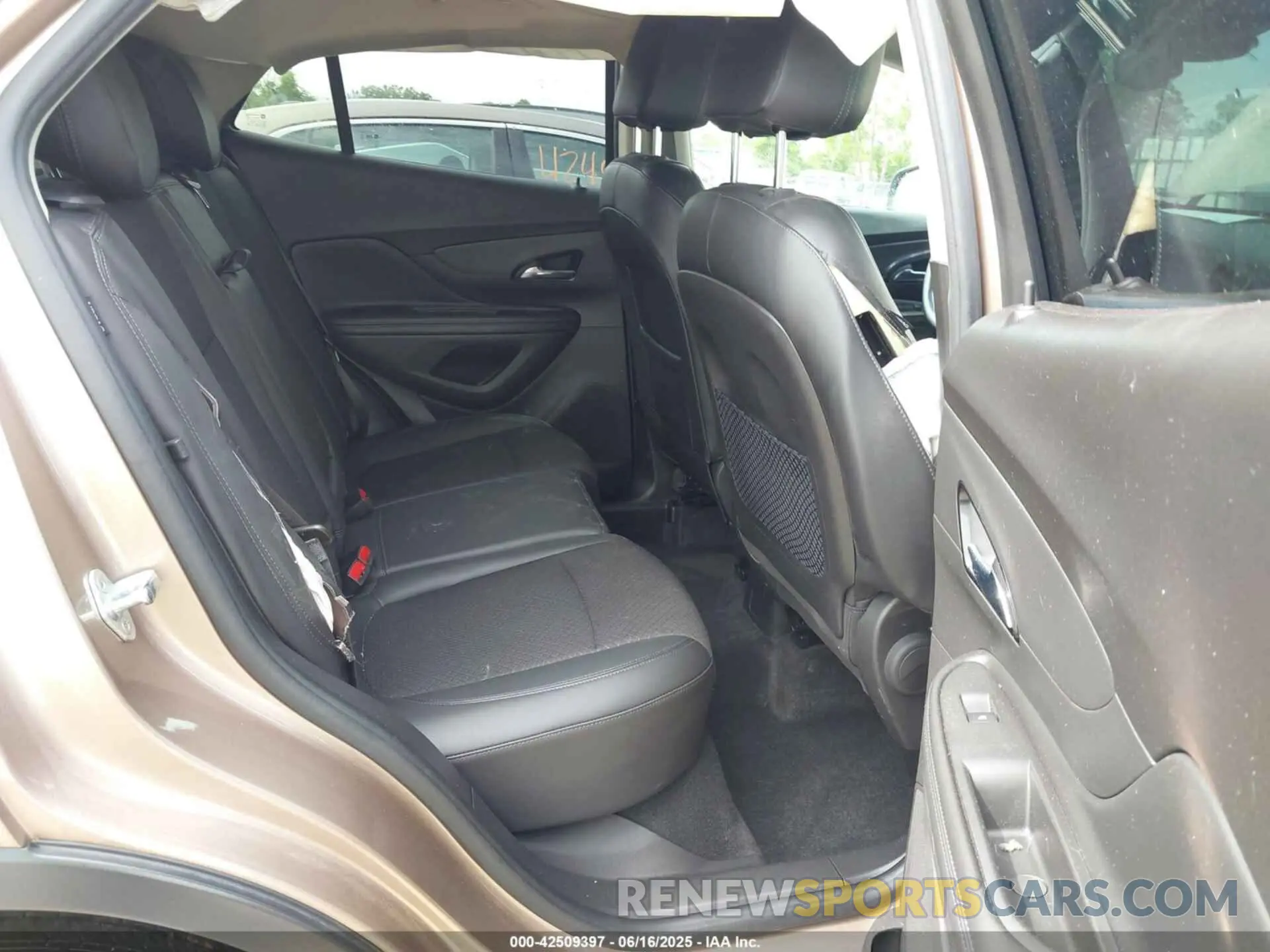 8 fotografías del automóvil dañado KL4CJASB6KB899253 BUICK ENCORE 2019