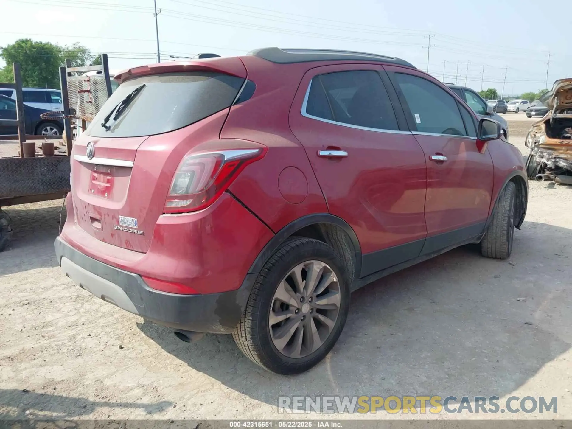 4 fotografías del automóvil dañado KL4CJASB7KB705006 BUICK ENCORE 2019