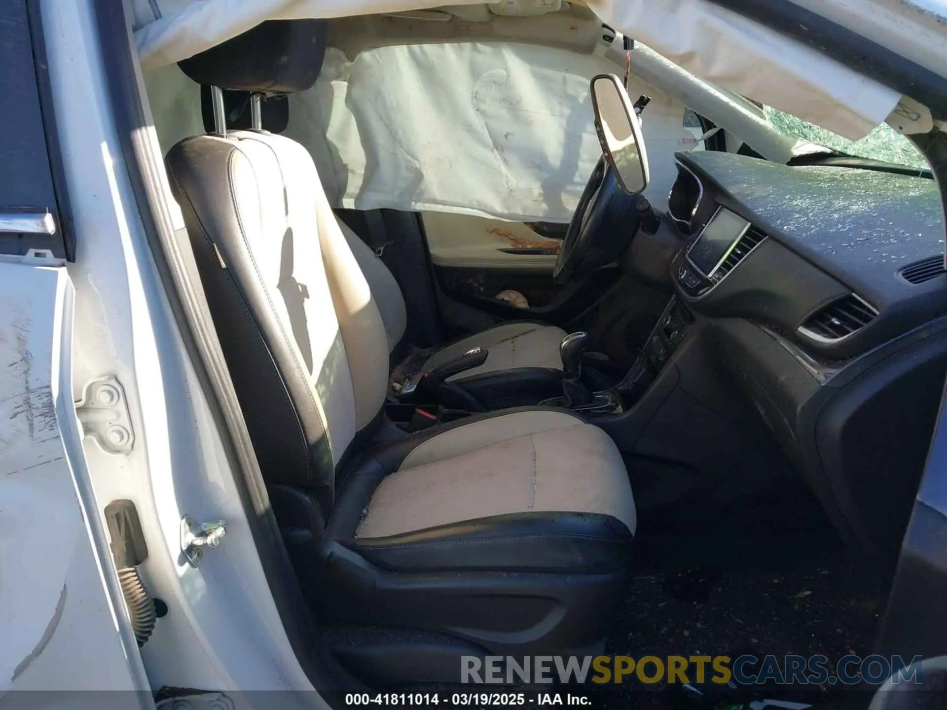5 fotografías del automóvil dañado KL4CJASB7KB939615 BUICK ENCORE 2019