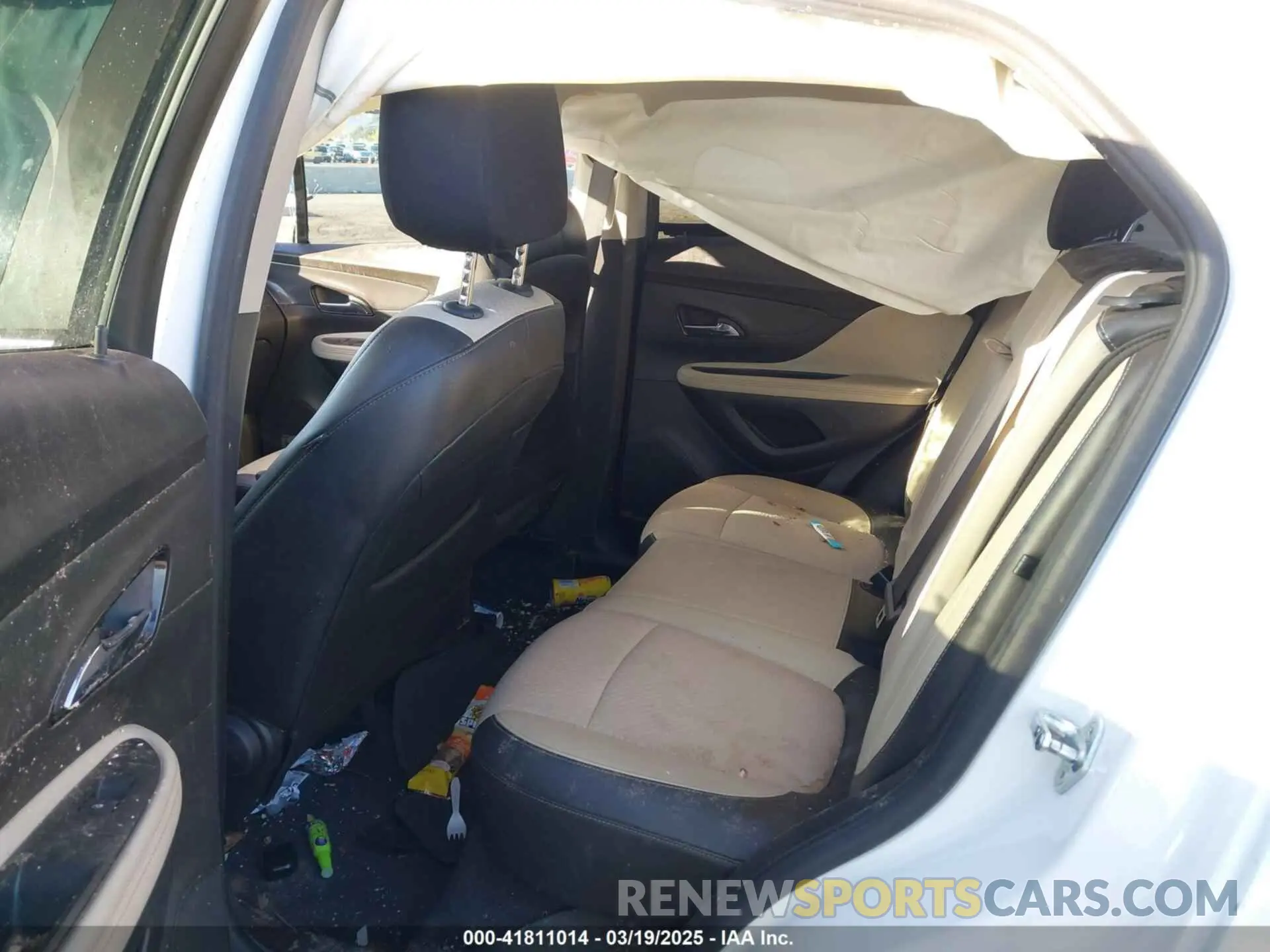 8 fotografías del automóvil dañado KL4CJASB7KB939615 BUICK ENCORE 2019
