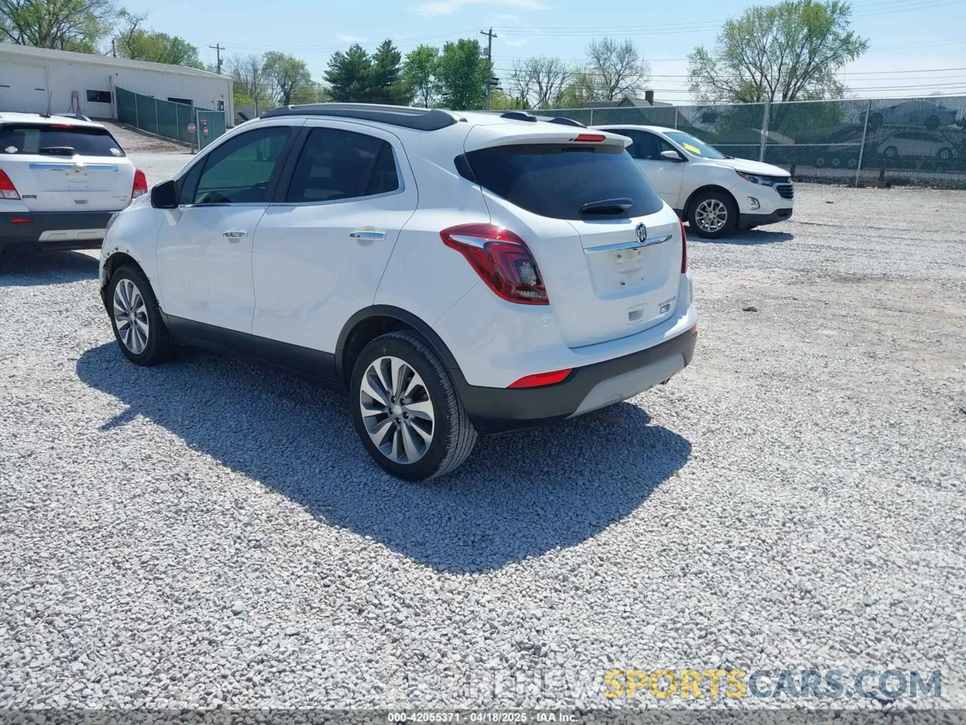 3 fotografías del automóvil dañado KL4CJASB8KB933337 BUICK ENCORE 2019