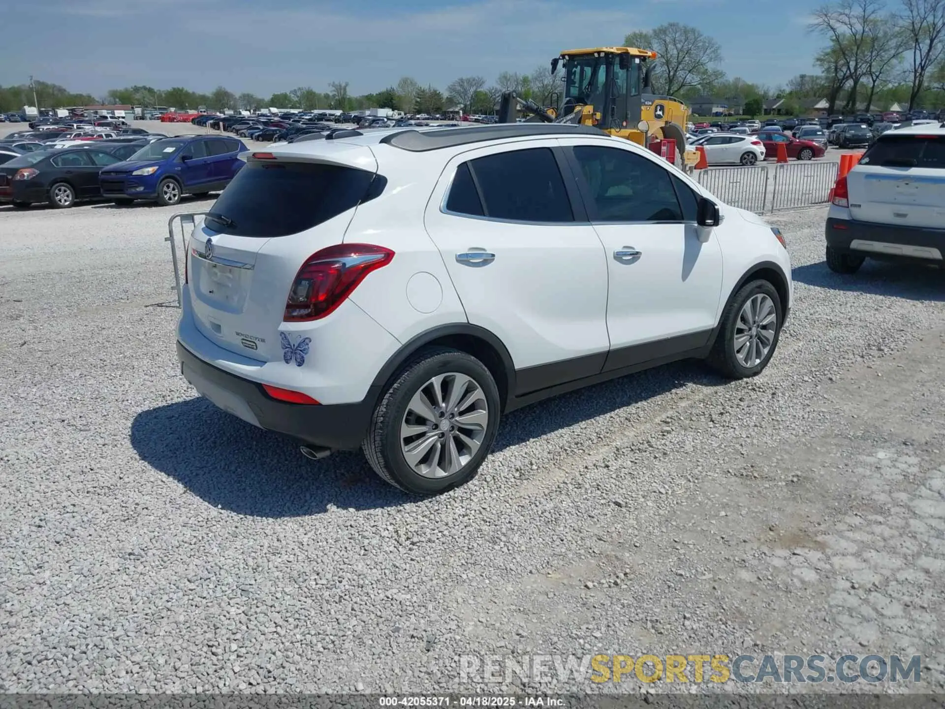 4 fotografías del automóvil dañado KL4CJASB8KB933337 BUICK ENCORE 2019