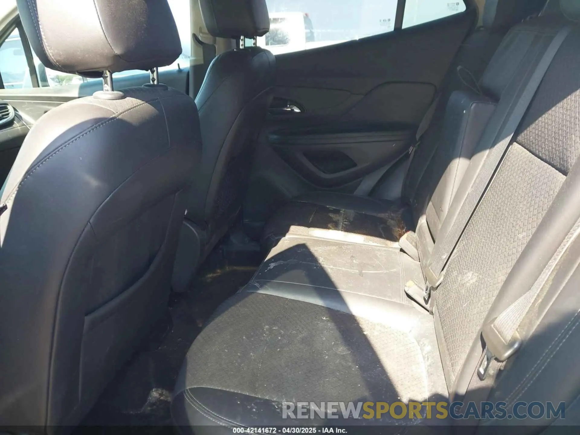 8 fotografías del automóvil dañado KL4CJASBXKB896341 BUICK ENCORE 2019