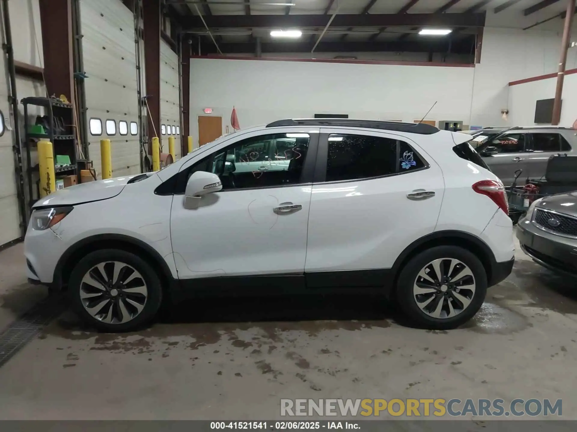 14 fotografías del automóvil dañado KL4CJCSM0KB888312 BUICK ENCORE 2019