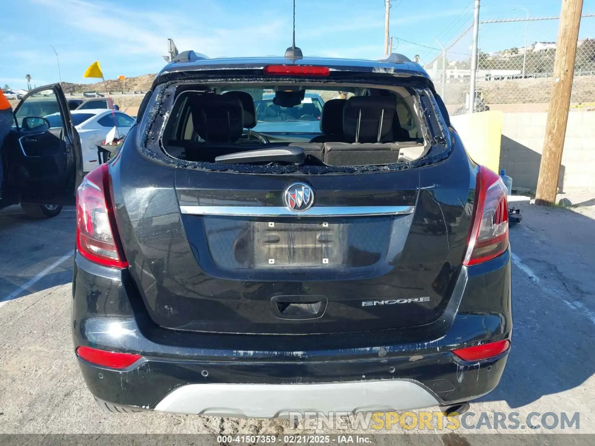 15 fotografías del automóvil dañado KL4CJCSM3KB751123 BUICK ENCORE 2019