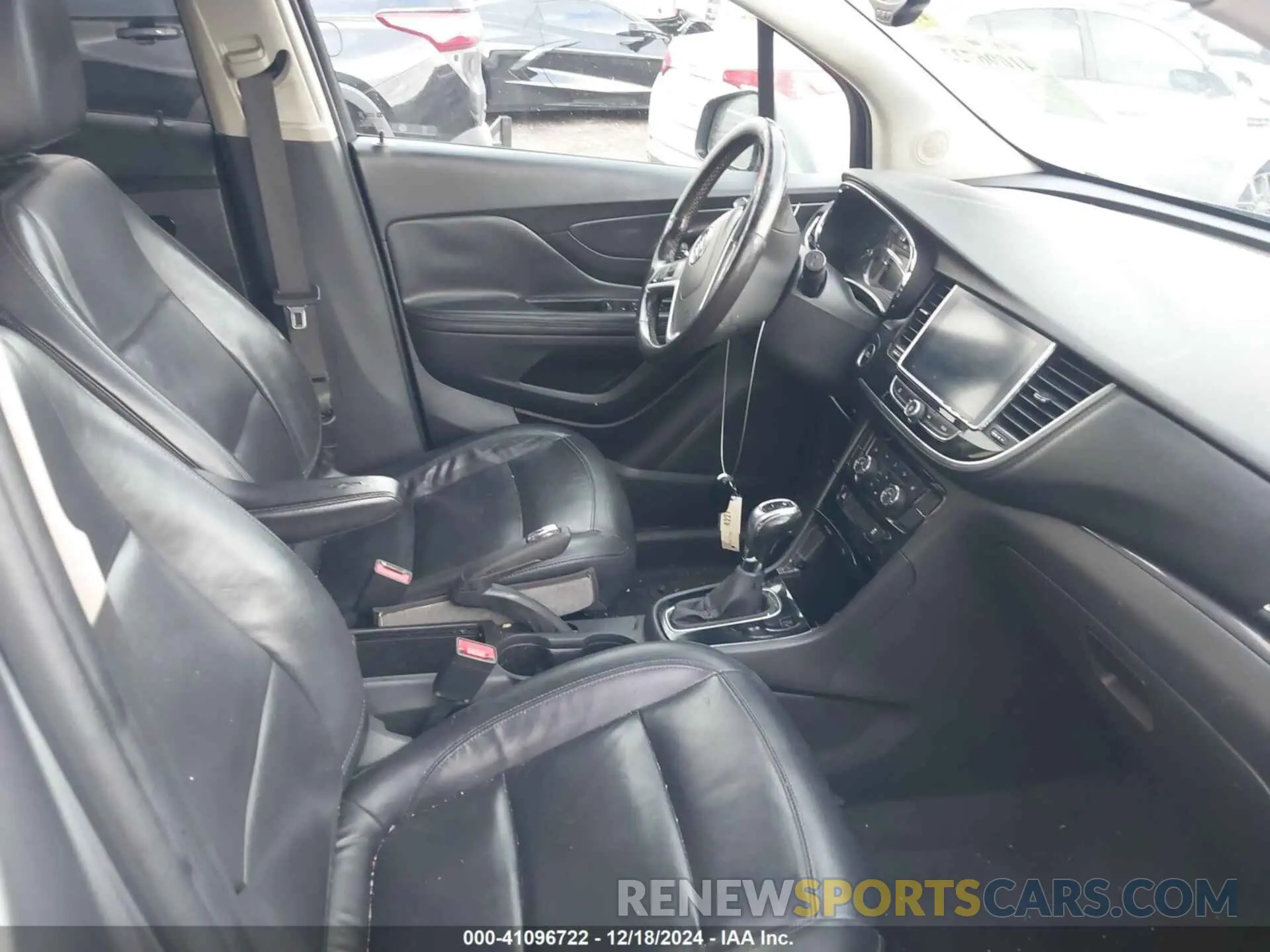 5 fotografías del automóvil dañado KL4CJCSM5KB835265 BUICK ENCORE 2019