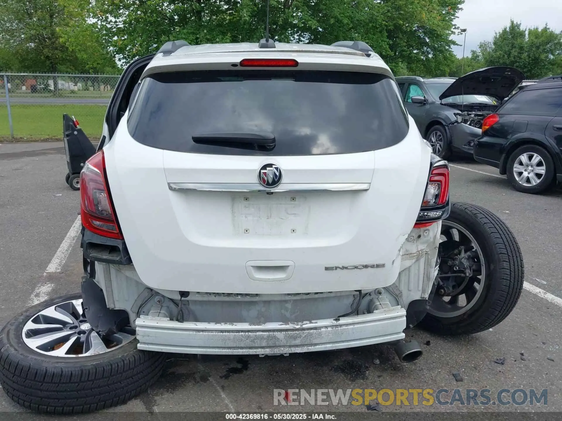 16 fotografías del automóvil dañado KL4CJCSM7KB783492 BUICK ENCORE 2019