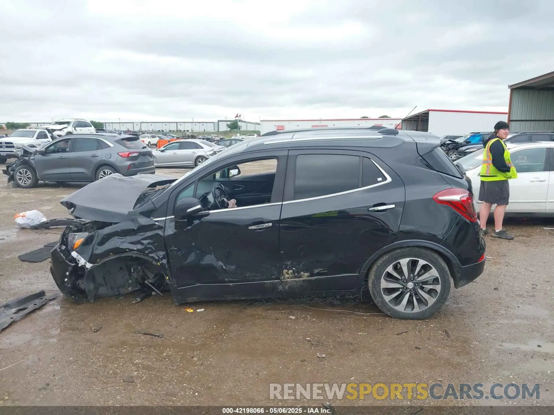 14 fotografías del automóvil dañado KL4CJCSM7KB876805 BUICK ENCORE 2019