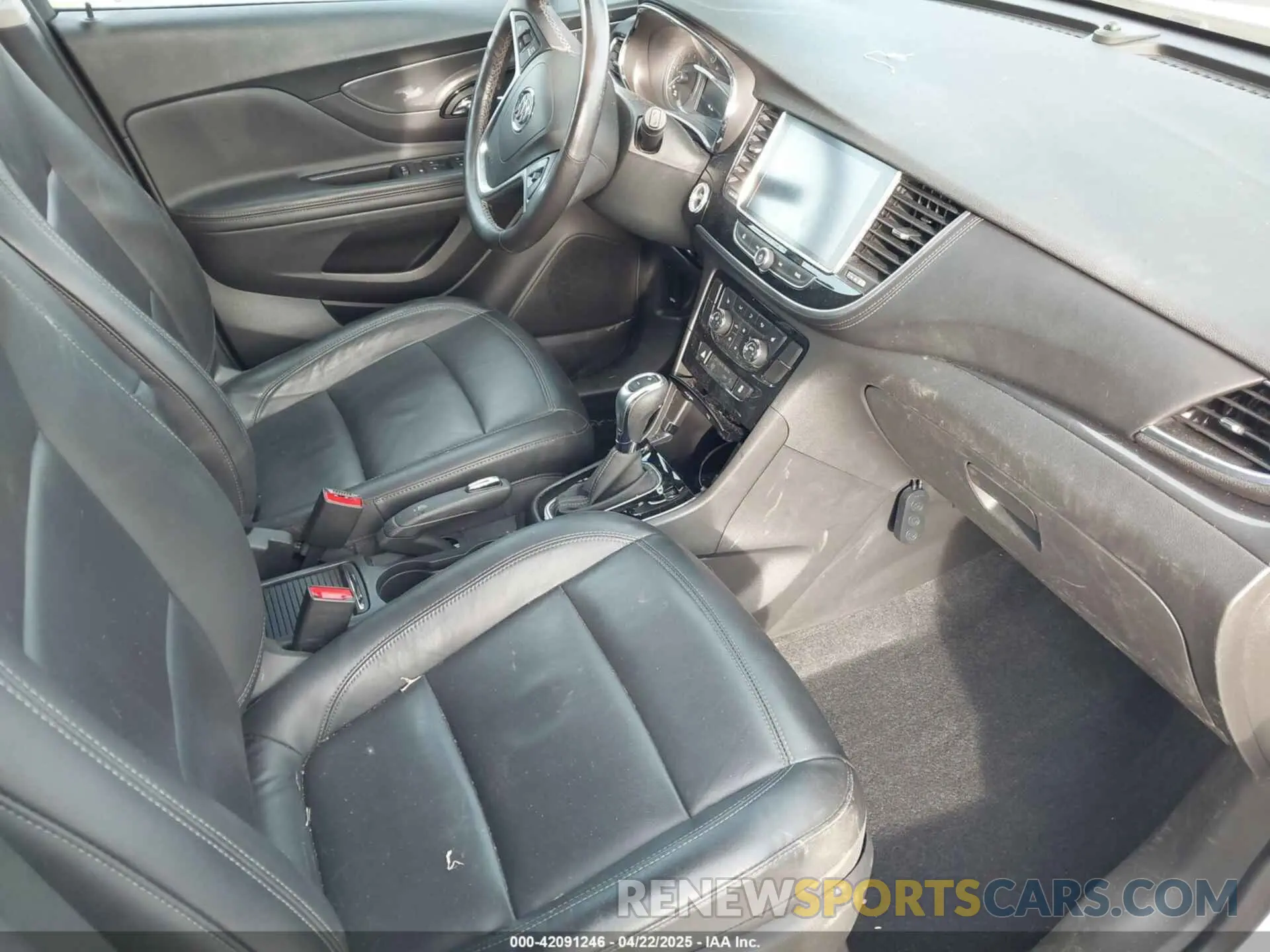 5 fotografías del automóvil dañado KL4CJCSM8KB949485 BUICK ENCORE 2019