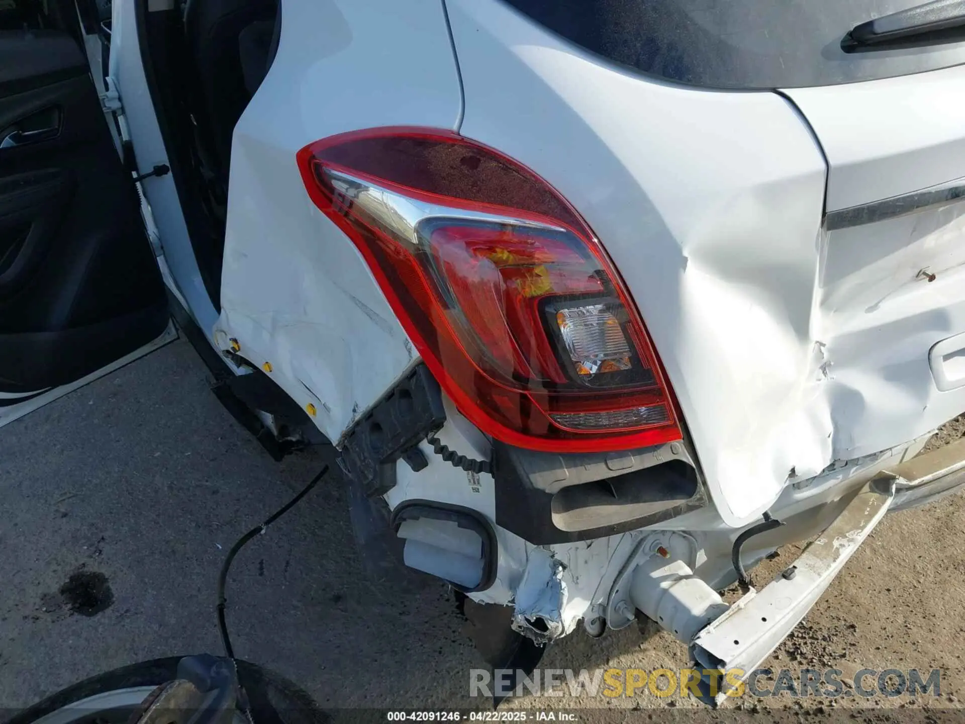 6 fotografías del automóvil dañado KL4CJCSM8KB949485 BUICK ENCORE 2019