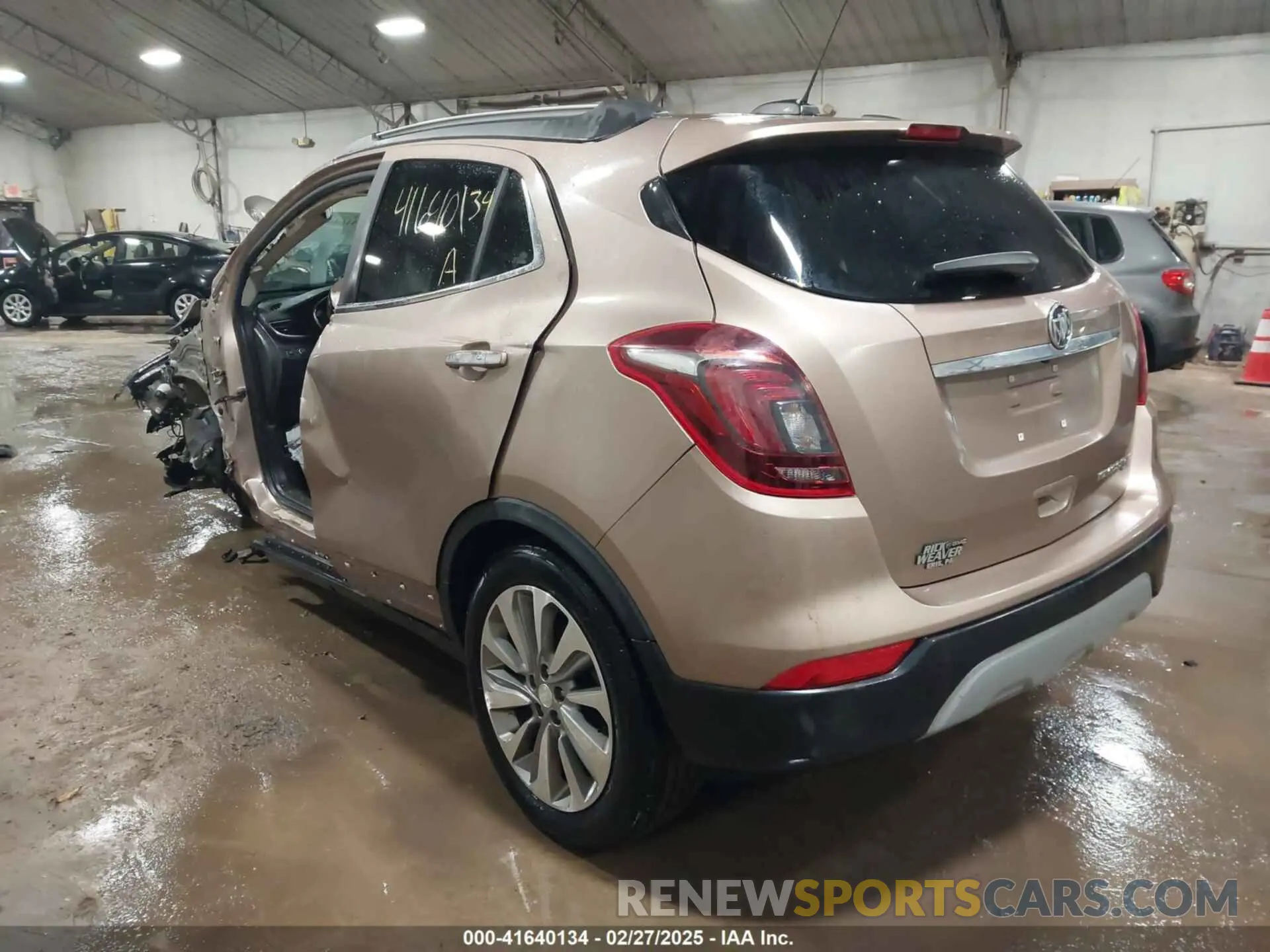 3 fotografías del automóvil dañado KL4CJESB0KB935834 BUICK ENCORE 2019