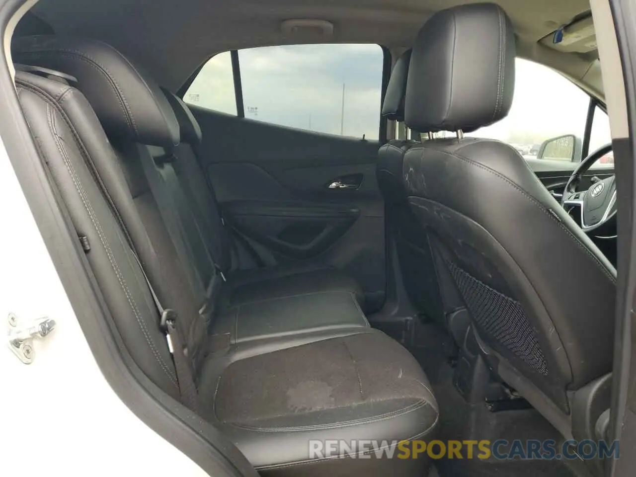 11 fotografías del automóvil dañado KL4CJESB2KB740219 BUICK ENCORE 2019