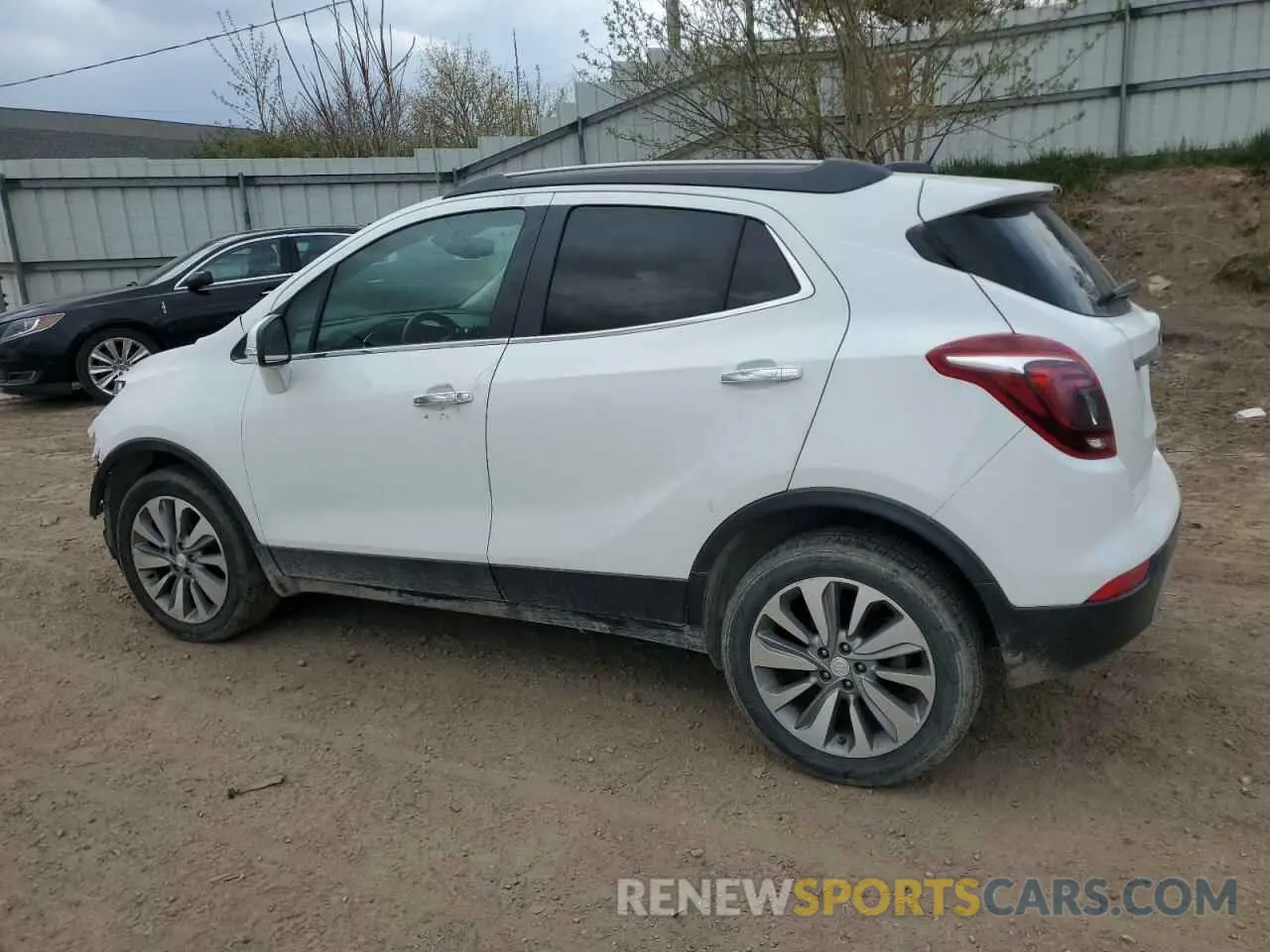 2 fotografías del automóvil dañado KL4CJESB2KB740219 BUICK ENCORE 2019