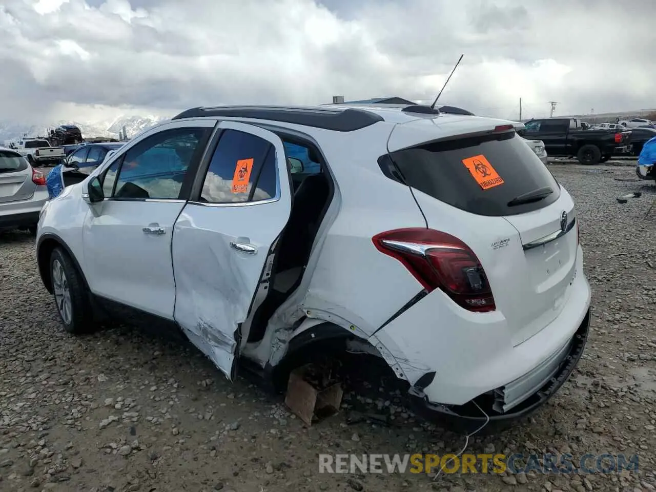 2 fotografías del automóvil dañado KL4CJESB2KB768019 BUICK ENCORE 2019