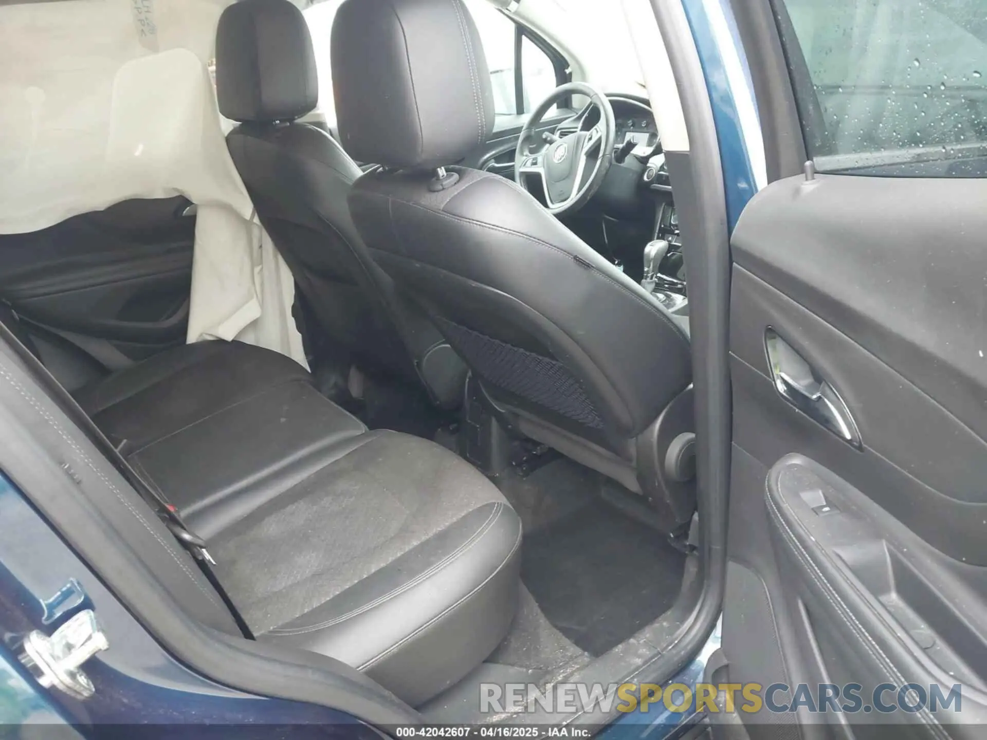 8 fotografías del automóvil dañado KL4CJESB2KB796371 BUICK ENCORE 2019
