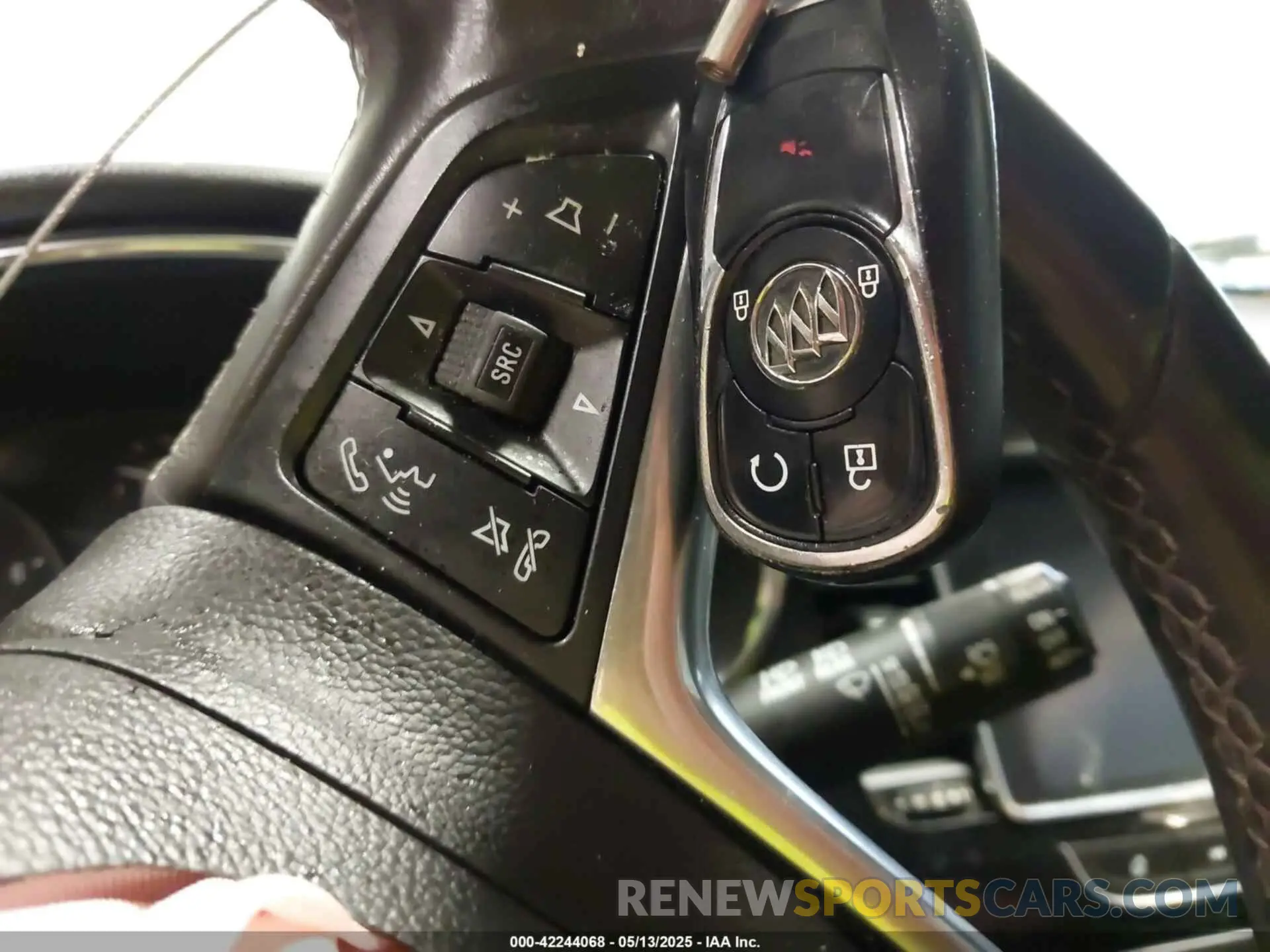 11 fotografías del automóvil dañado KL4CJESB3KB828650 BUICK ENCORE 2019