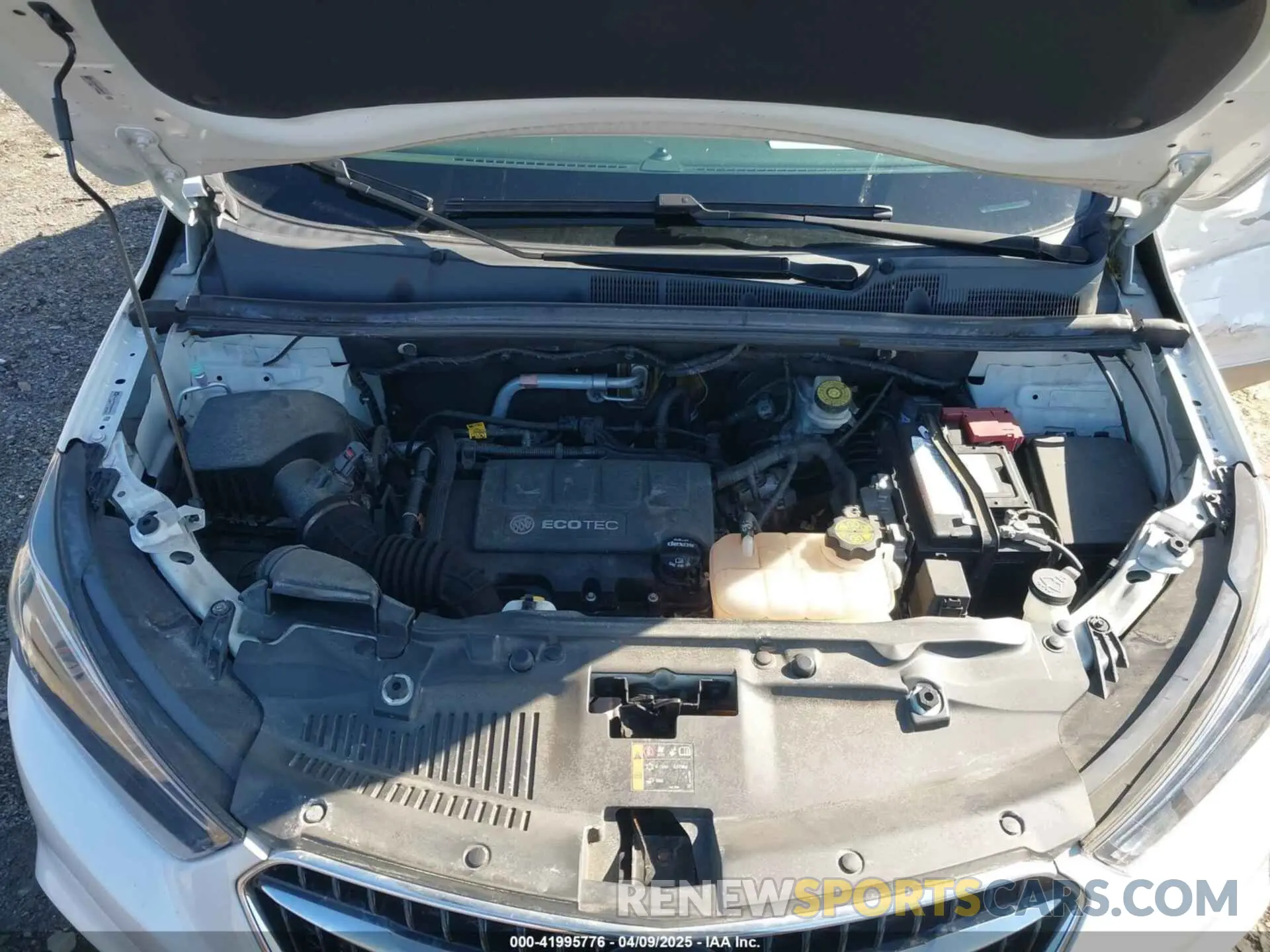 10 fotografías del automóvil dañado KL4CJESB5KB808142 BUICK ENCORE 2019