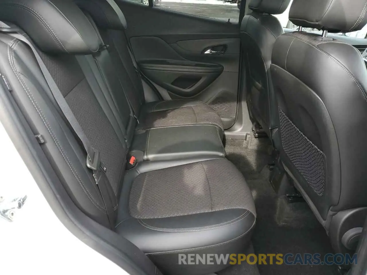 12 fotografías del automóvil dañado KL4CJESB5KB819562 BUICK ENCORE 2019