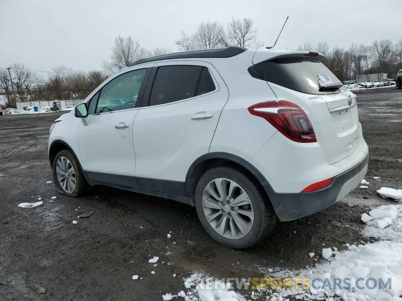 2 fotografías del automóvil dañado KL4CJESB5KB819562 BUICK ENCORE 2019