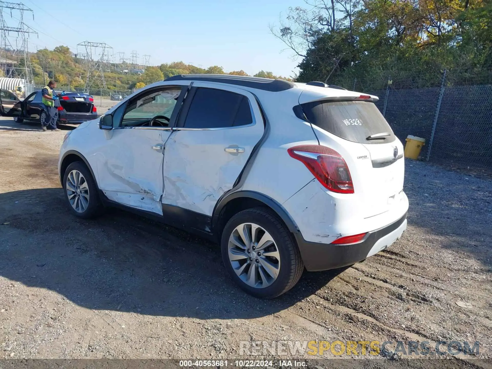 3 fotografías del automóvil dañado KL4CJESB7KB715638 BUICK ENCORE 2019