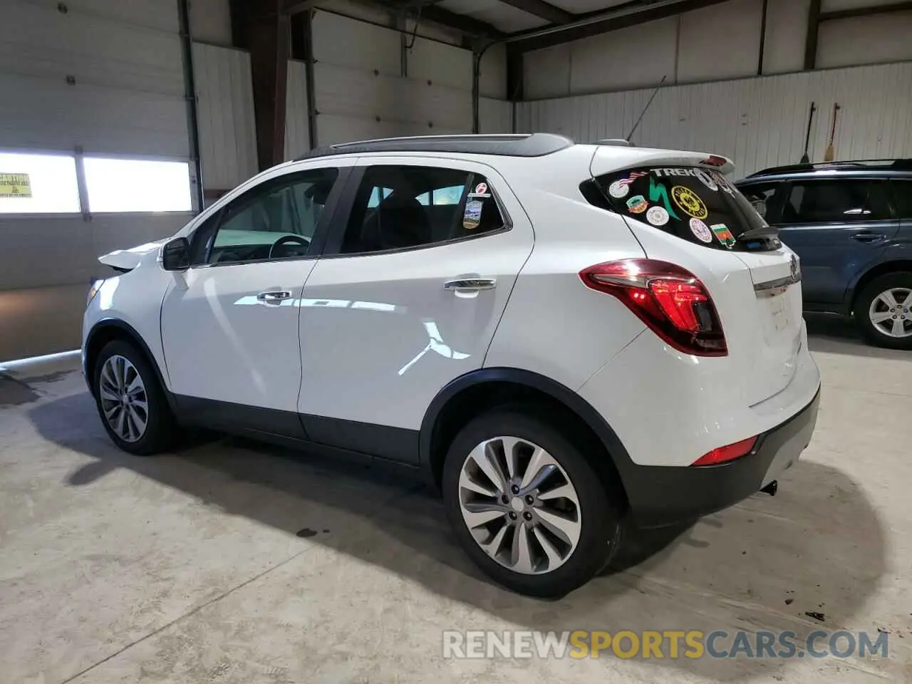 2 fotografías del automóvil dañado KL4CJESB8KB860798 BUICK ENCORE 2019