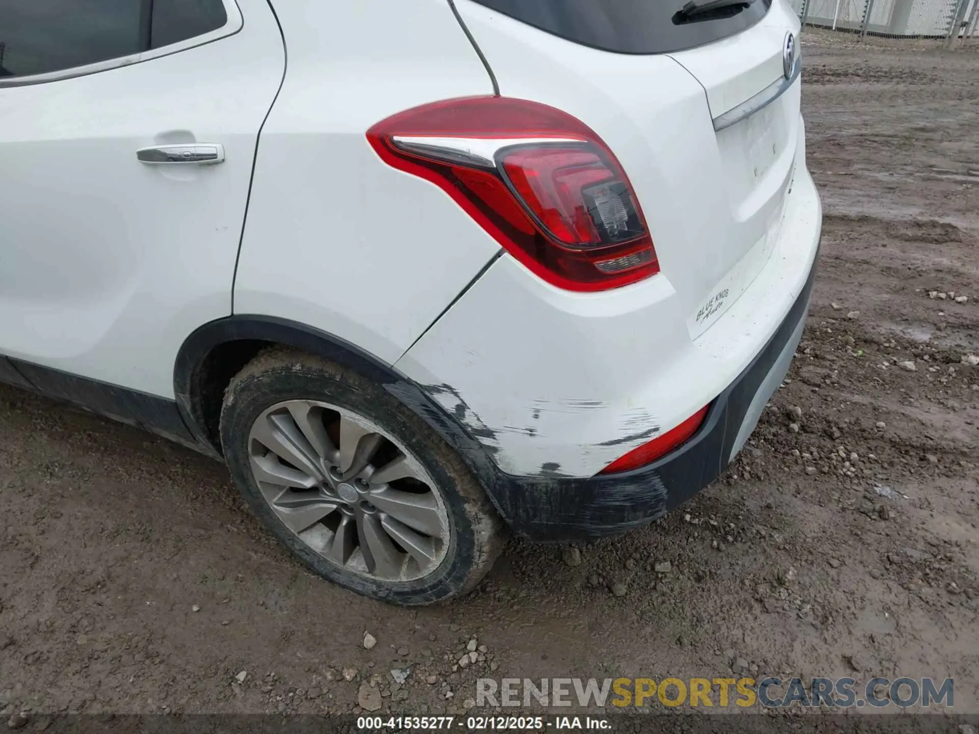 17 fotografías del automóvil dañado KL4CJESB9KB953264 BUICK ENCORE 2019