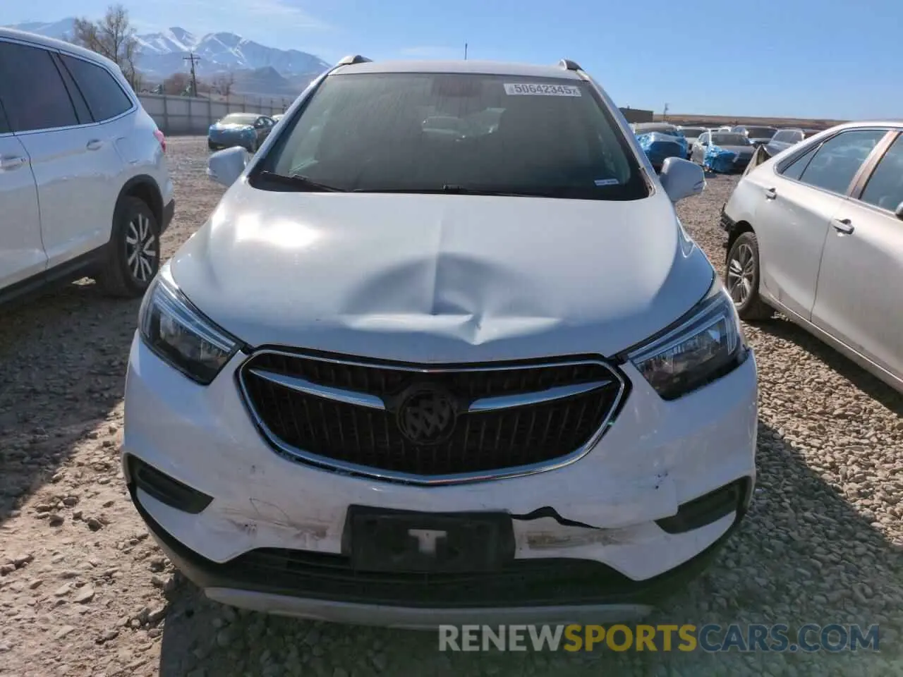5 fotografías del automóvil dañado KL4CJESBXKB705413 BUICK ENCORE 2019
