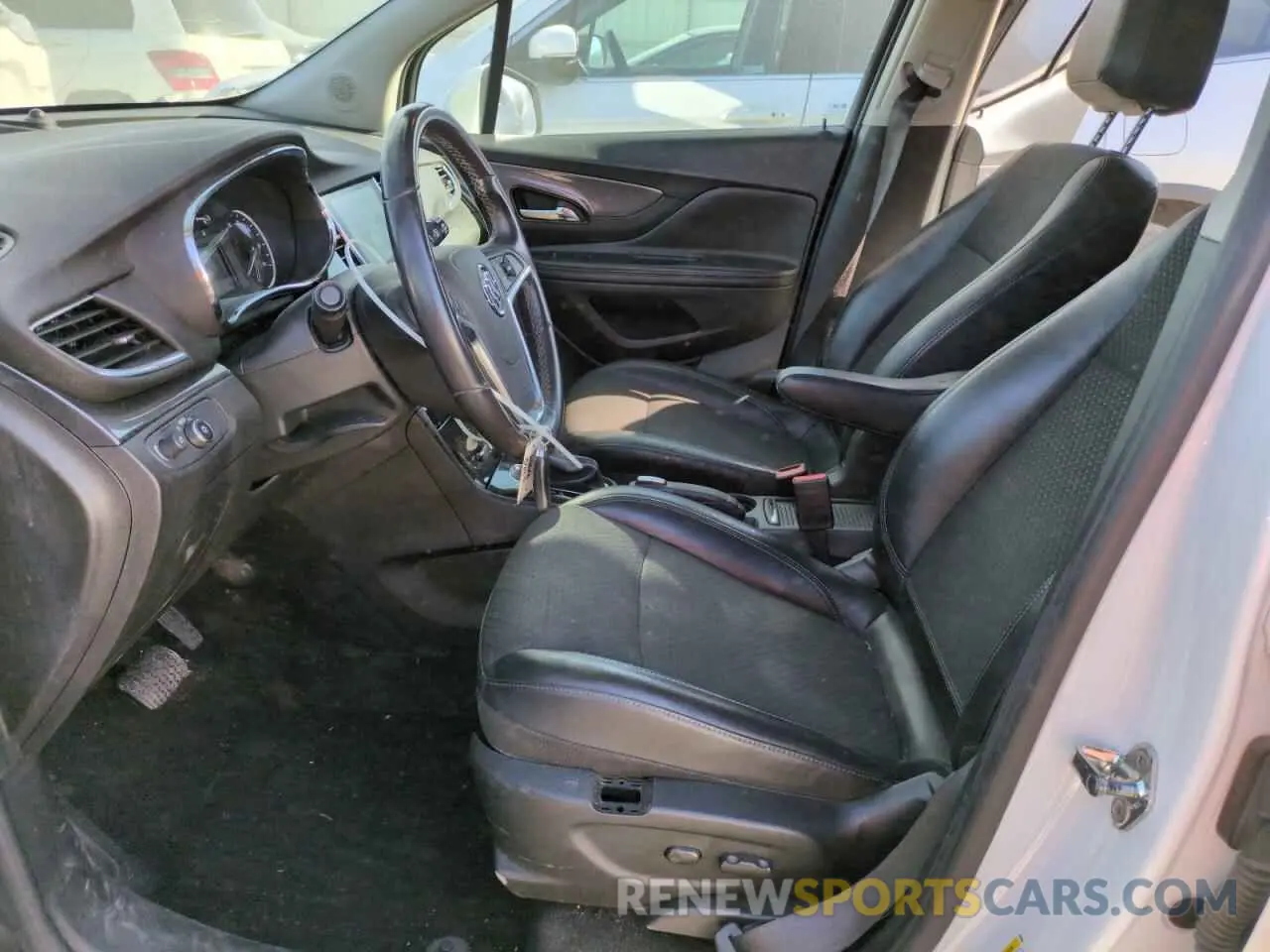 7 fotografías del automóvil dañado KL4CJESBXKB705413 BUICK ENCORE 2019