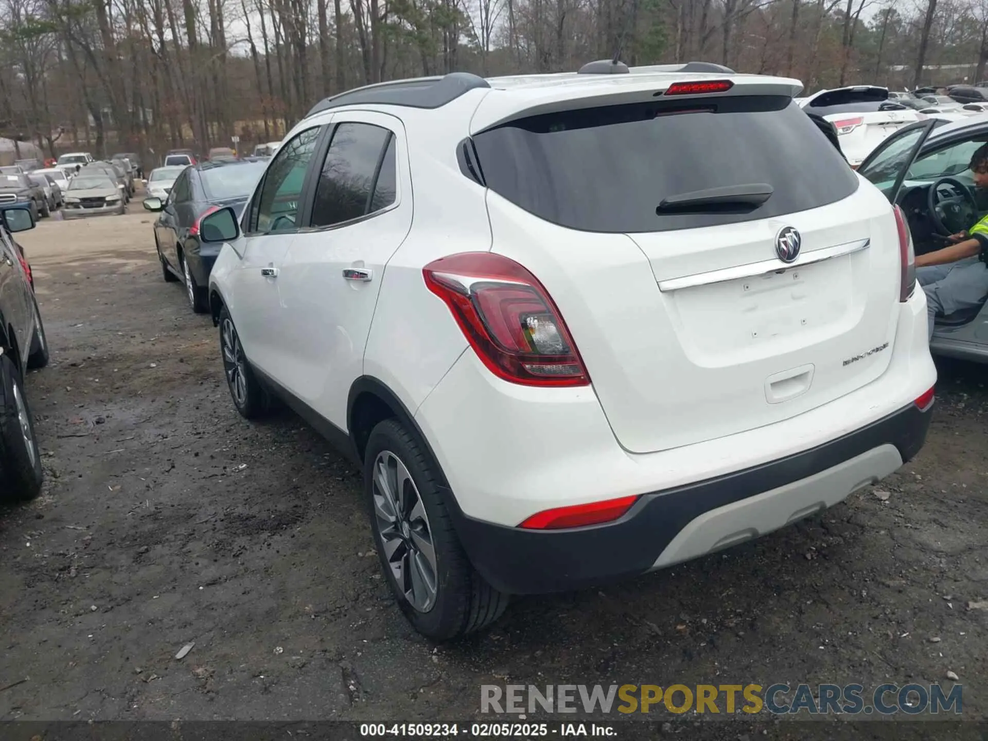 3 fotografías del automóvil dañado KL4CJGSM3KB766809 BUICK ENCORE 2019