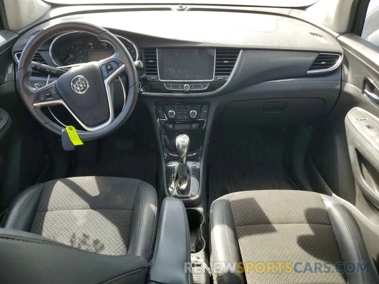 8 fotografías del automóvil dañado KL4CJ1SB6LB040259 BUICK ENCORE 2020