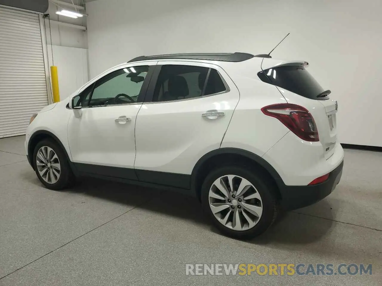 2 fotografías del automóvil dañado KL4CJASB0LB078795 BUICK ENCORE 2020