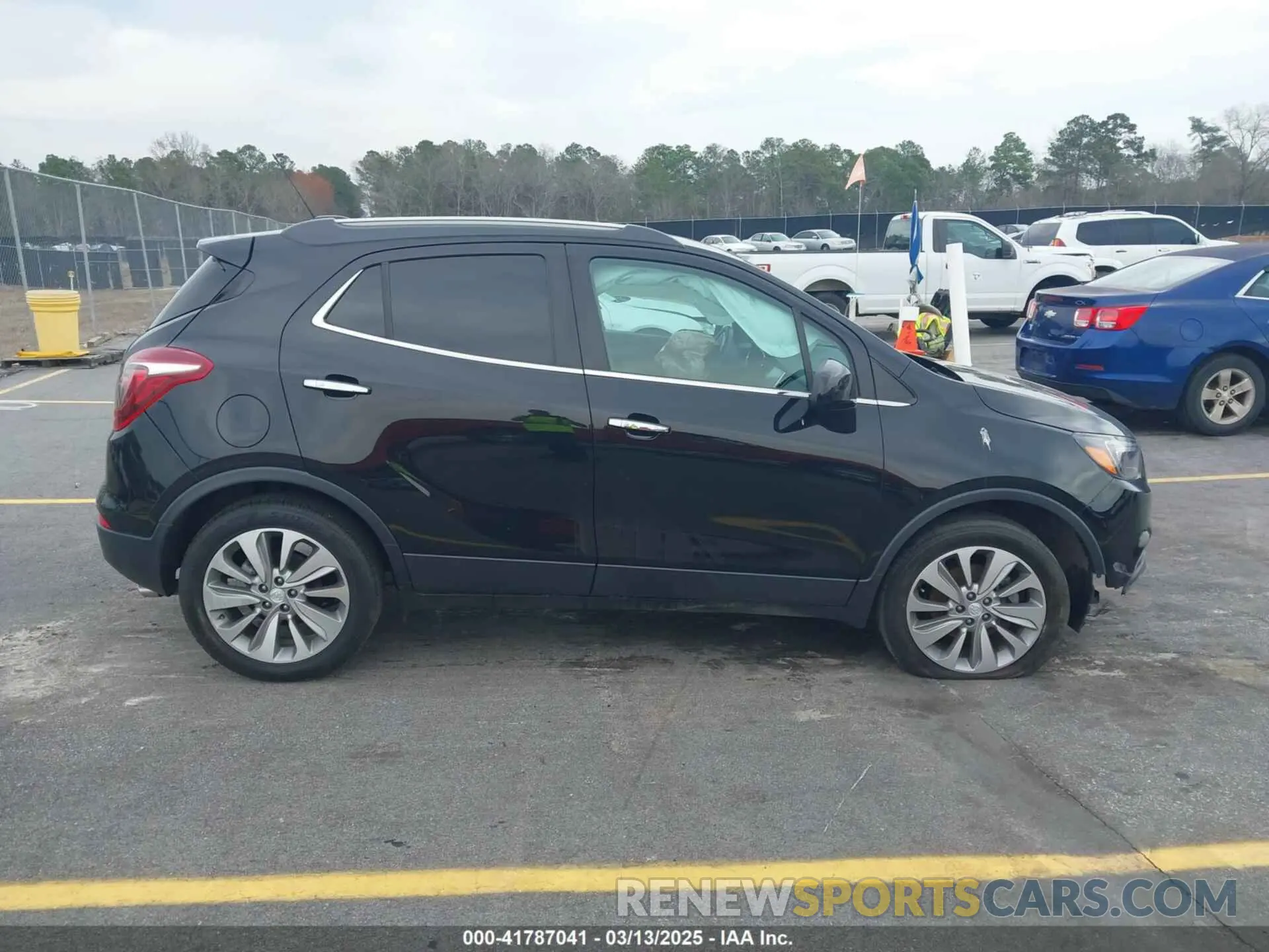 14 fotografías del automóvil dañado KL4CJASB2LB009896 BUICK ENCORE 2020