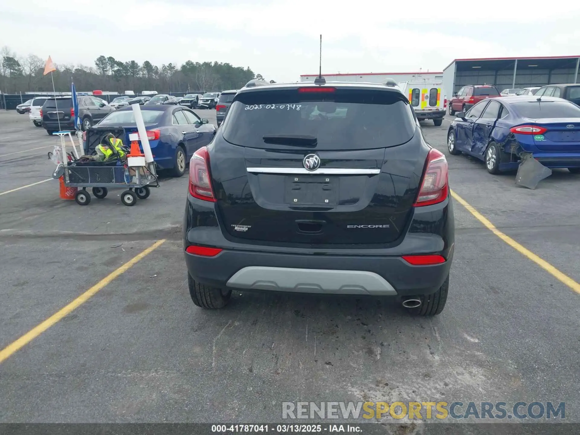 17 fotografías del automóvil dañado KL4CJASB2LB009896 BUICK ENCORE 2020