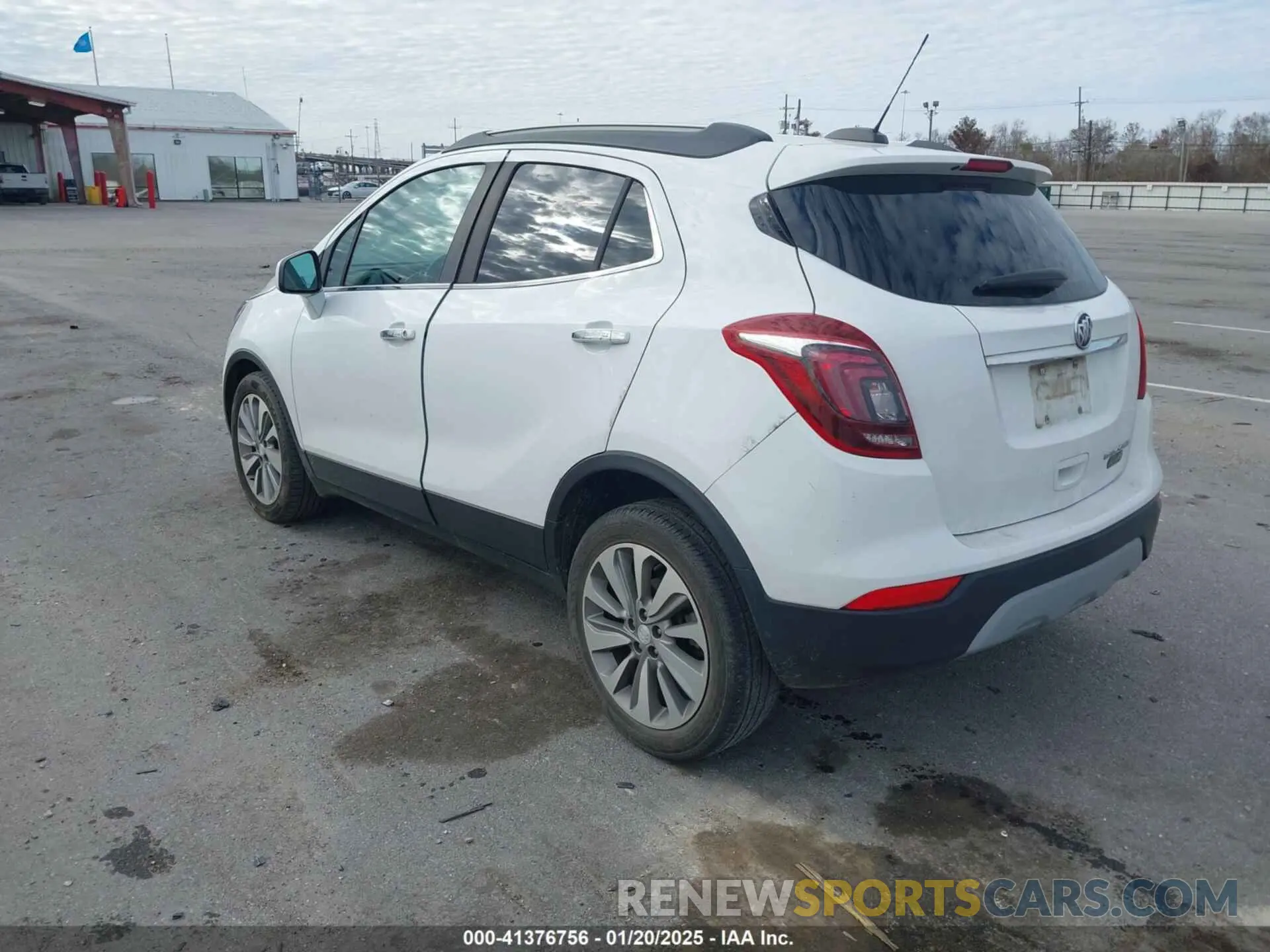3 fotografías del automóvil dañado KL4CJASB2LB051694 BUICK ENCORE 2020