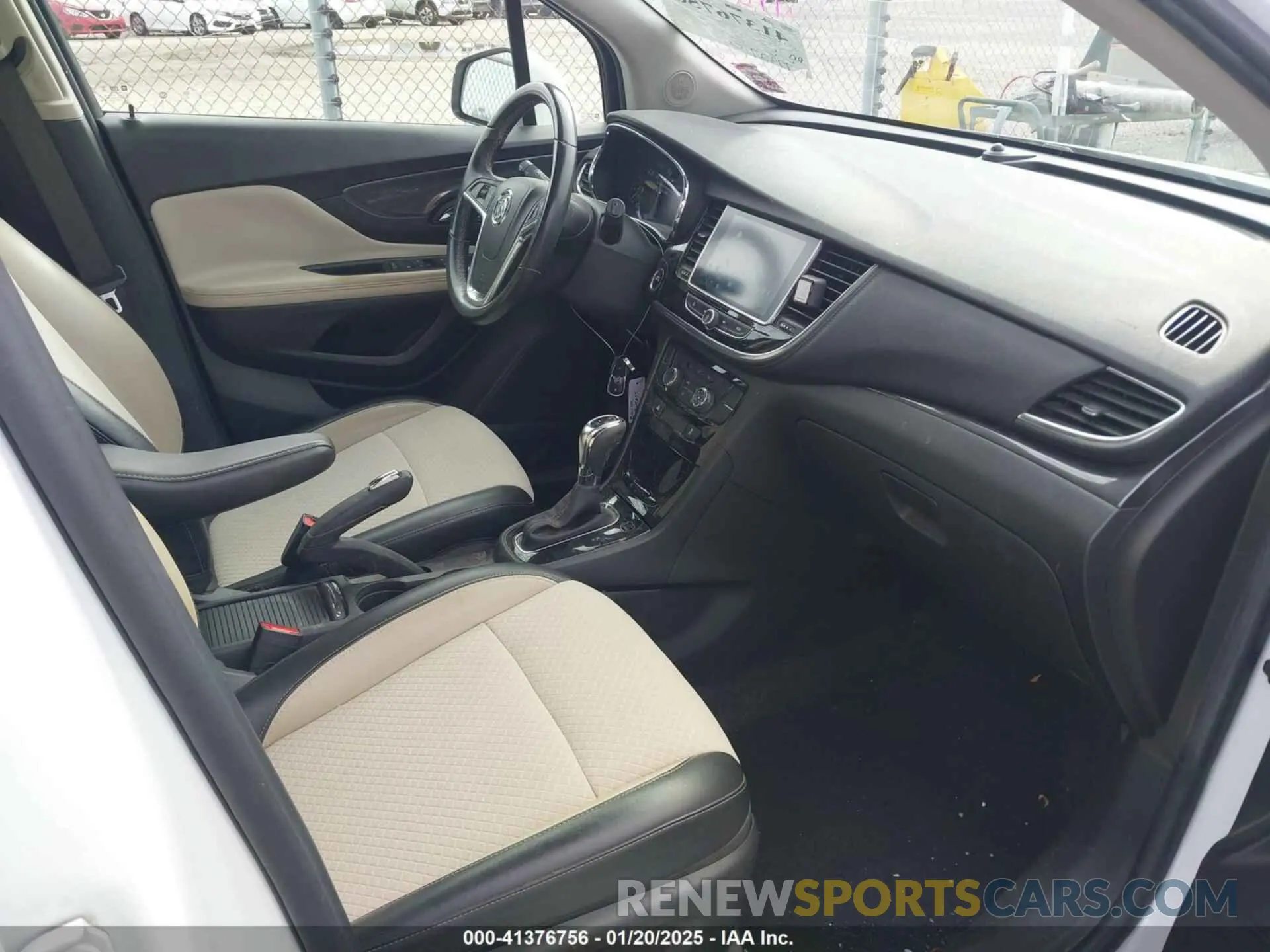 5 fotografías del automóvil dañado KL4CJASB2LB051694 BUICK ENCORE 2020