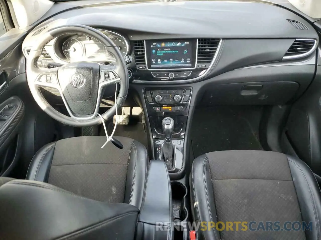 8 fotografías del automóvil dañado KL4CJASB4LB026702 BUICK ENCORE 2020