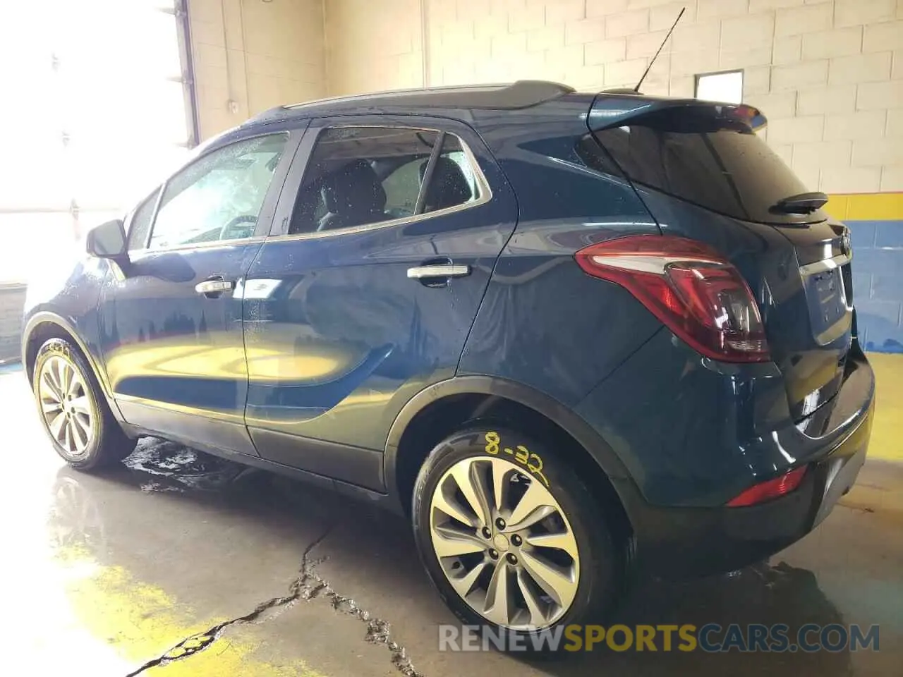 2 fotografías del automóvil dañado KL4CJASB4LB064625 BUICK ENCORE 2020