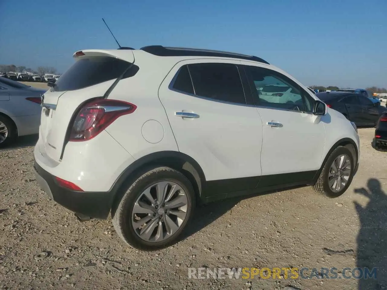 3 fotografías del automóvil dañado KL4CJASB5LB058610 BUICK ENCORE 2020