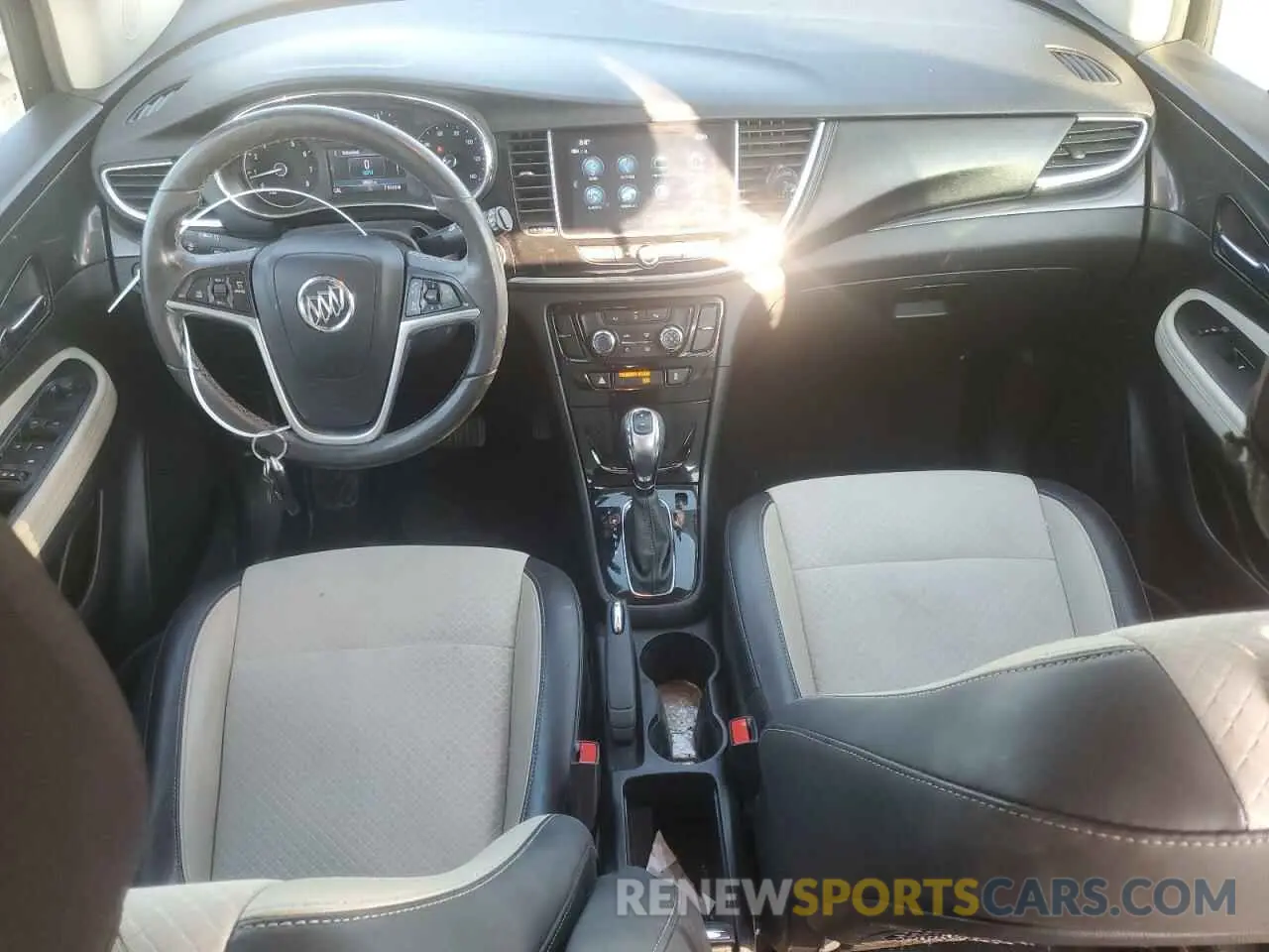 8 fotografías del automóvil dañado KL4CJASB5LB058610 BUICK ENCORE 2020