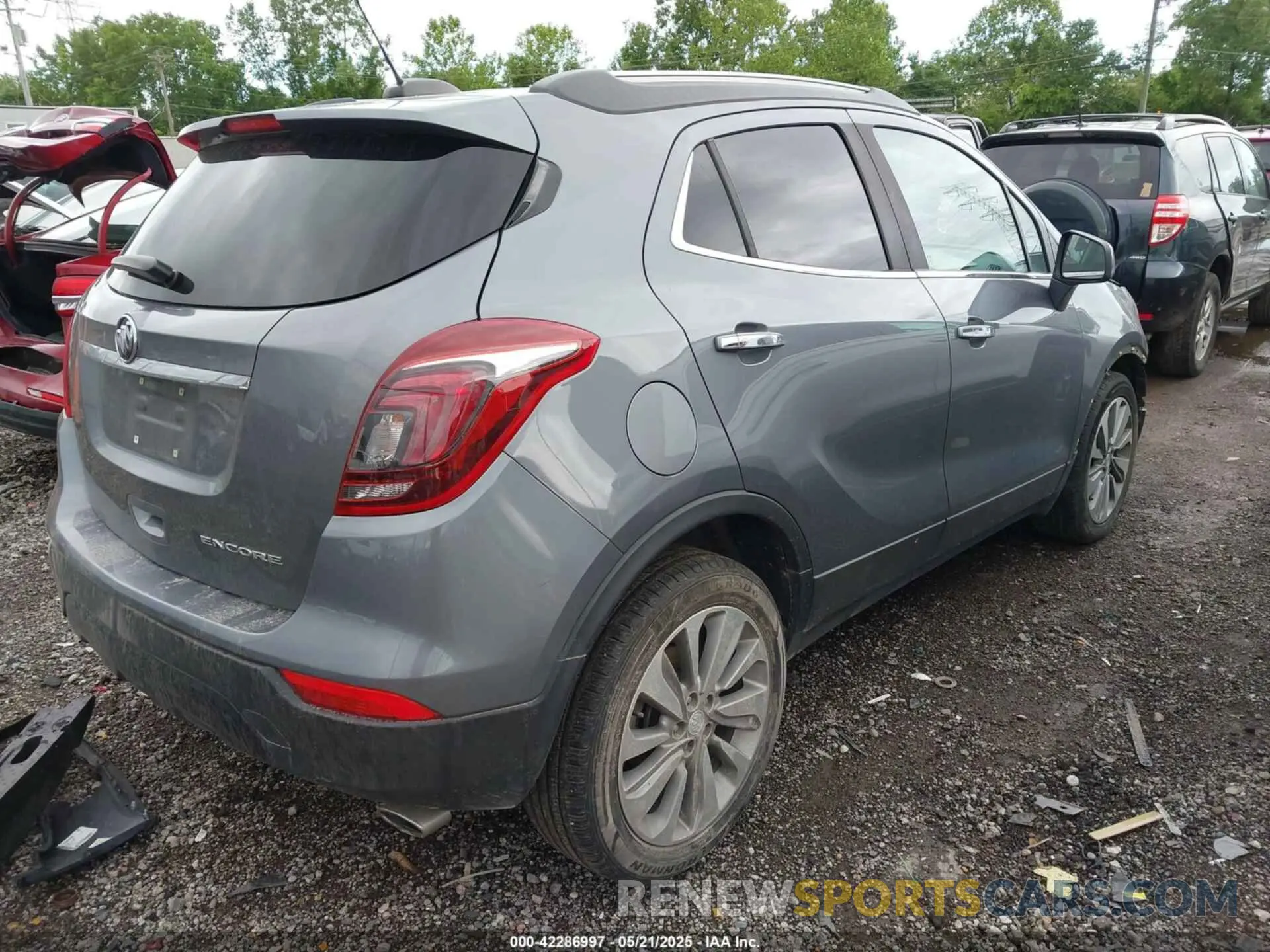 4 fotografías del automóvil dañado KL4CJASB6LB005415 BUICK ENCORE 2020