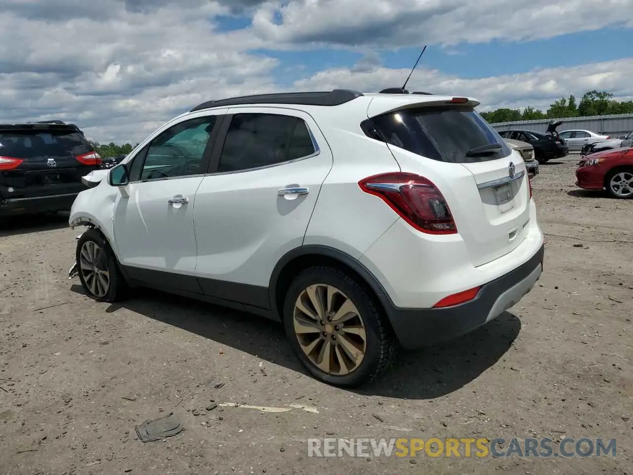 2 fotografías del automóvil dañado KL4CJASB8LB013063 BUICK ENCORE 2020