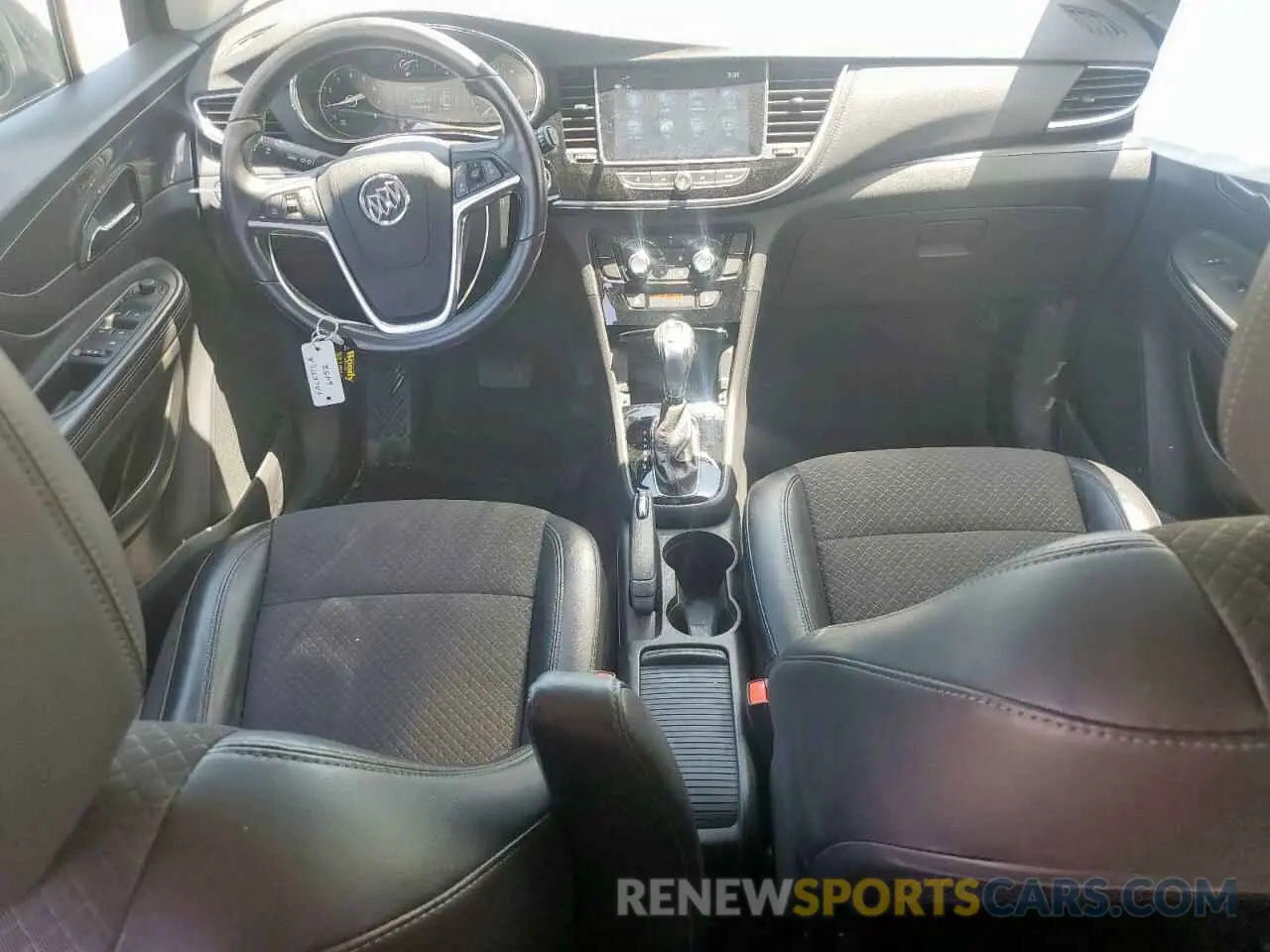 8 fotografías del automóvil dañado KL4CJASB9LB007157 BUICK ENCORE 2020